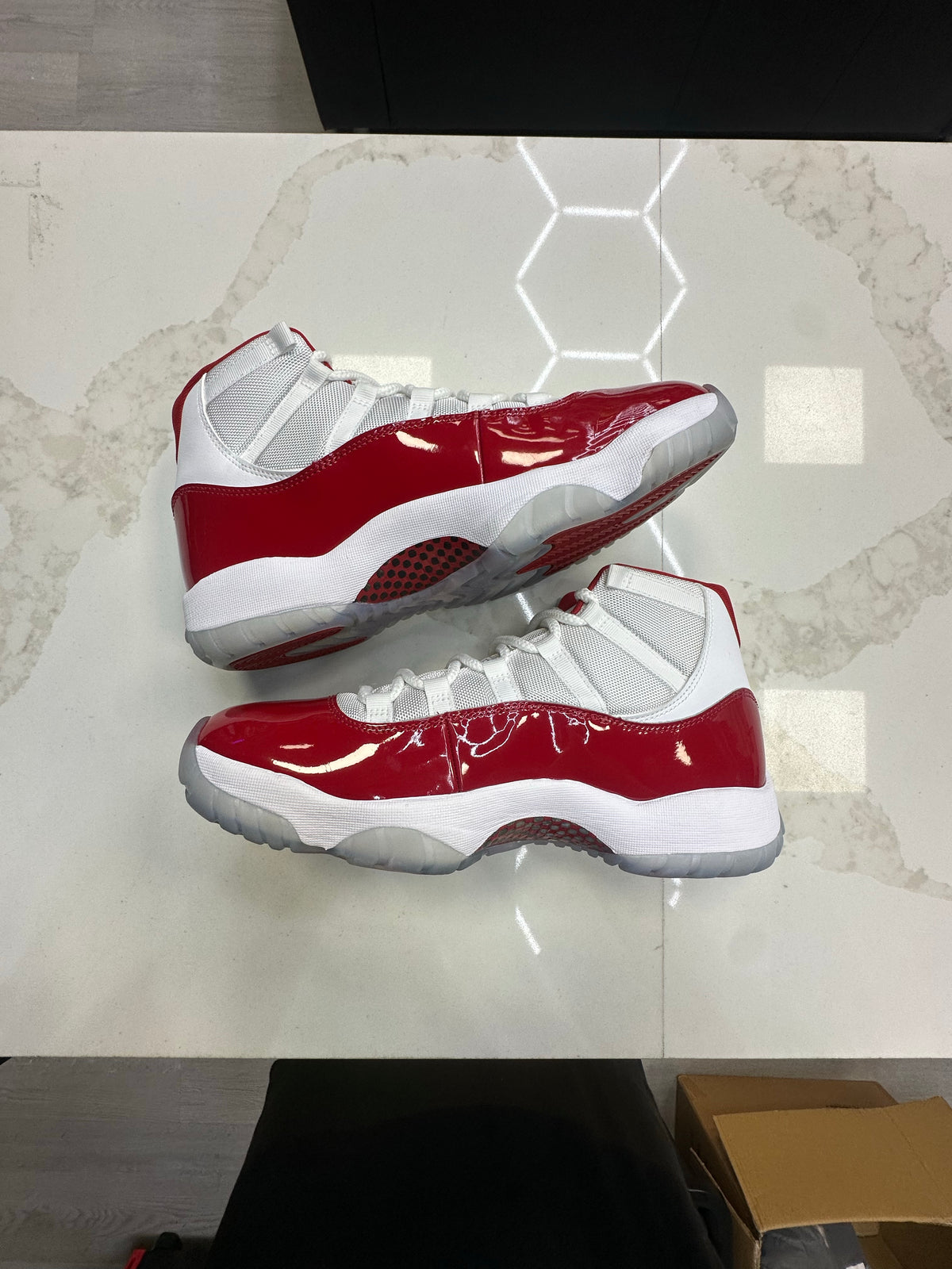 Jordan 11 Retro Cherry (2022)