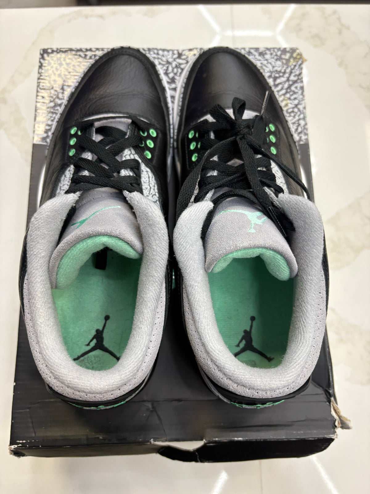 Jordan 3 Retro Green Glow
