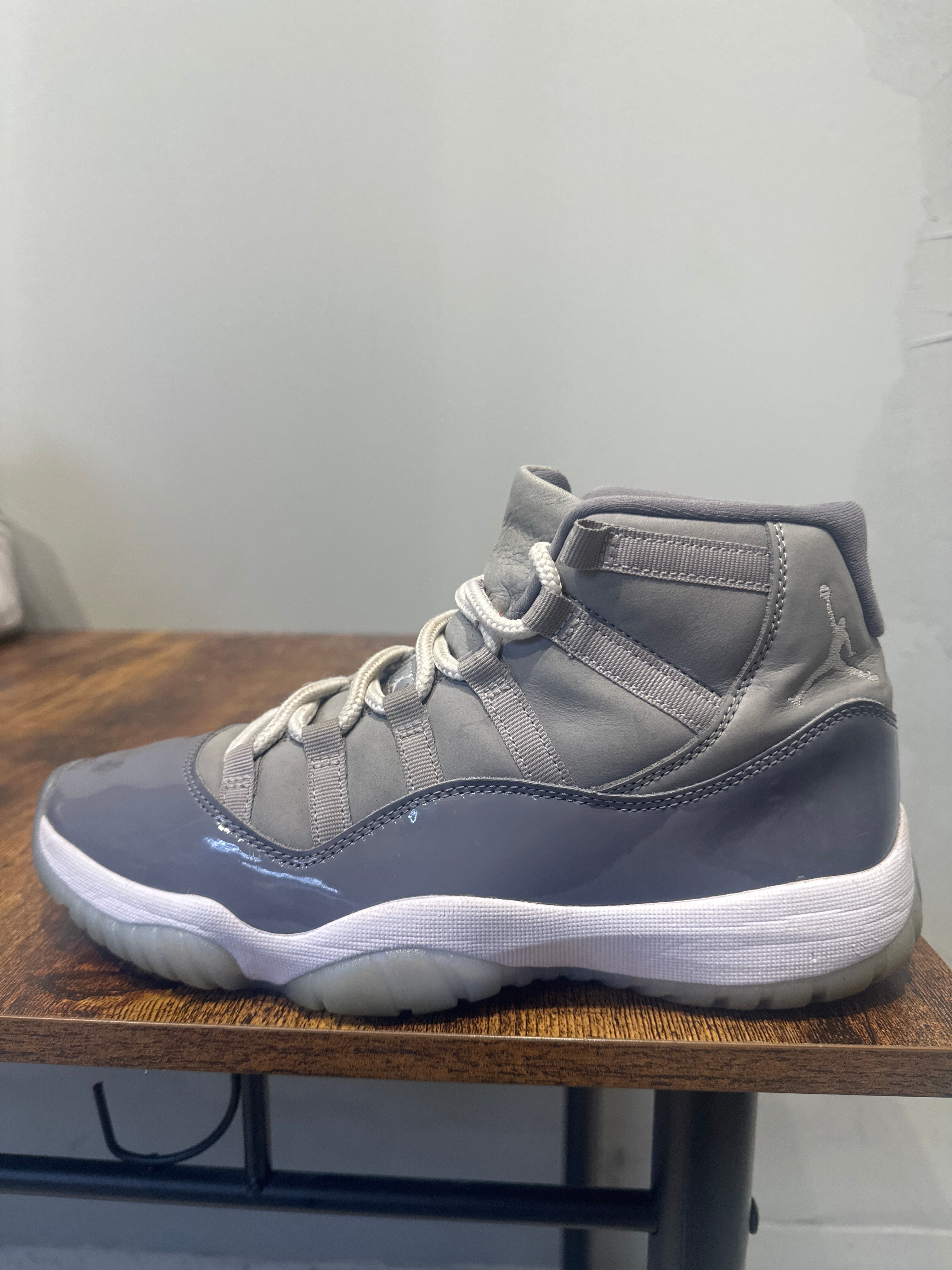 Air Jordan 11 "Cool Grey" (2021) (Pre-Owned)