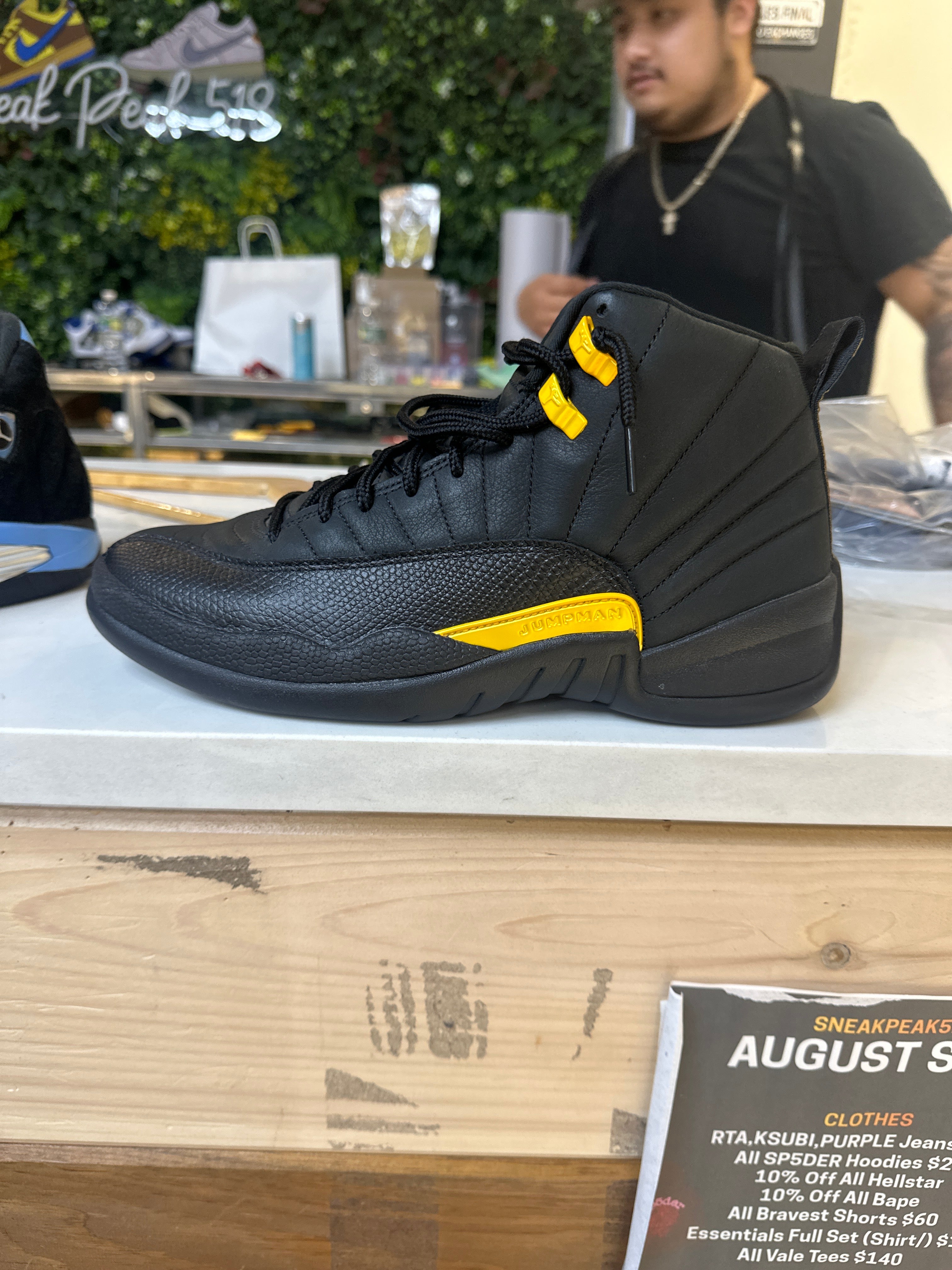Air Jordan 12 "Black Taxi" (pre-owned)