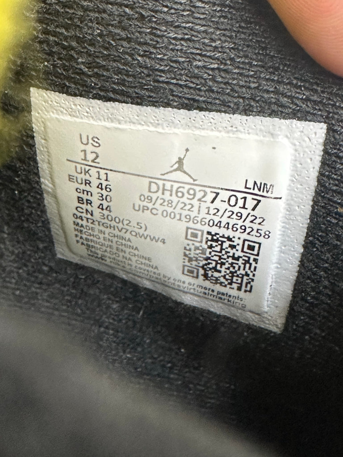 Jordan 4 Retro Thunder (2023)