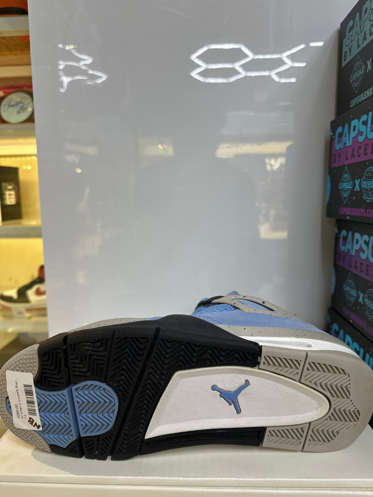 Jordan 4 Retro University Blue
