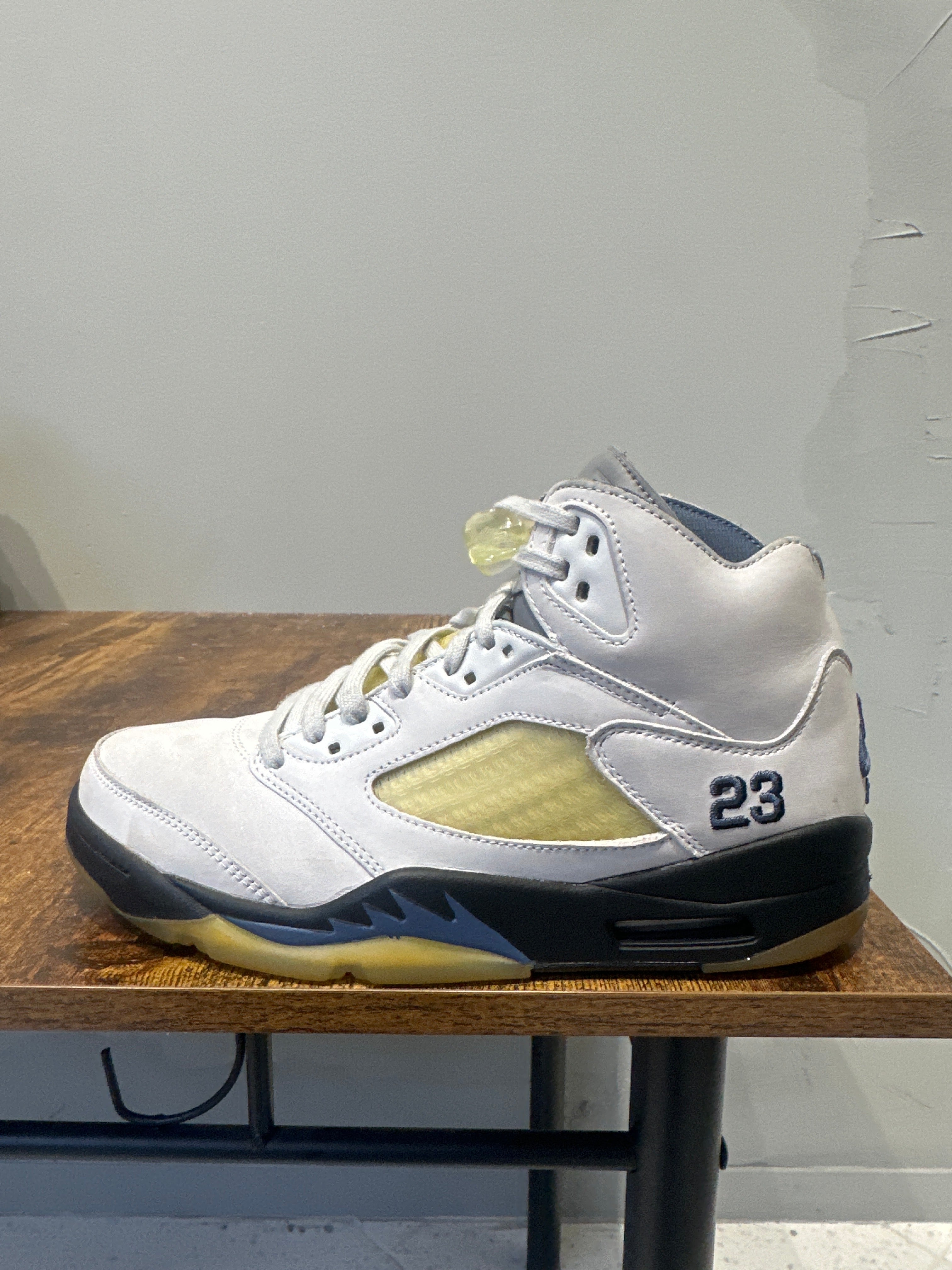 Air Jordan 5 x A Ma Maniére "Dawn" (W) (Pre-Owned)