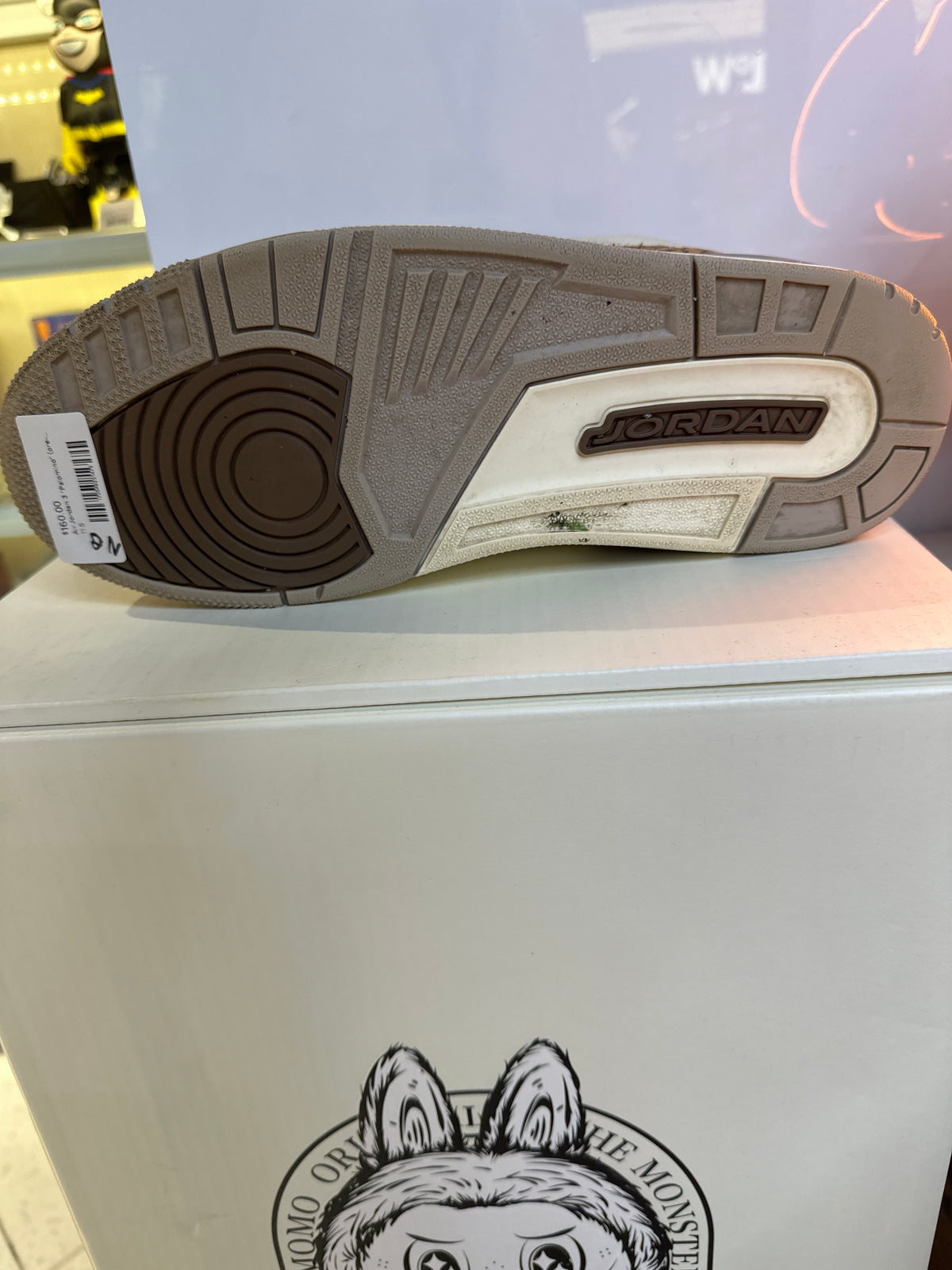 Air Jordan 3 "Palomino" (pre-owned)