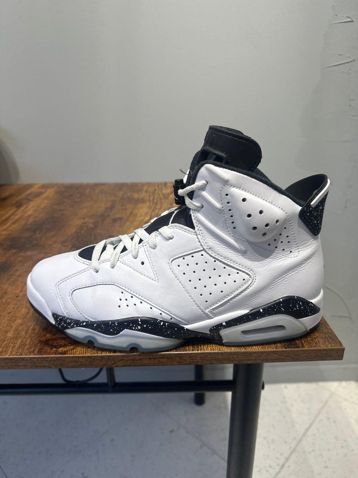 Jordan 6 Retro Reverse Oreo