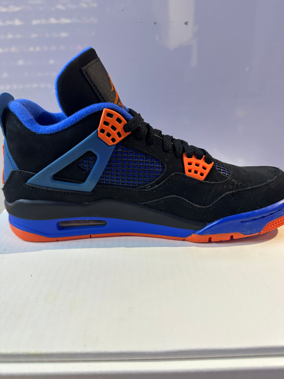 Jordan 4 Retro Cavs