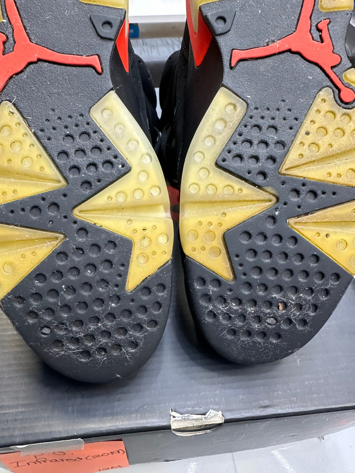 Jordan 6 Retro Black Infrared (2019)