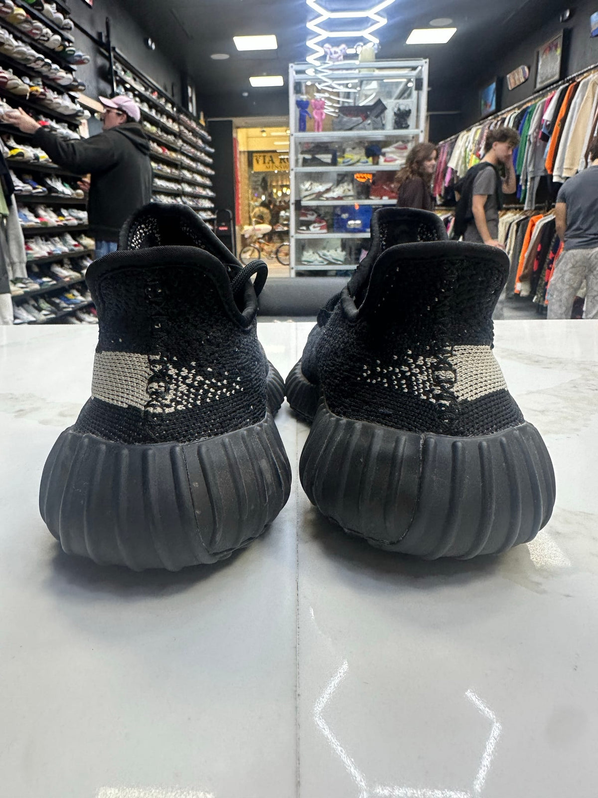 adidas Yeezy Boost 350 V2 Core Black White
