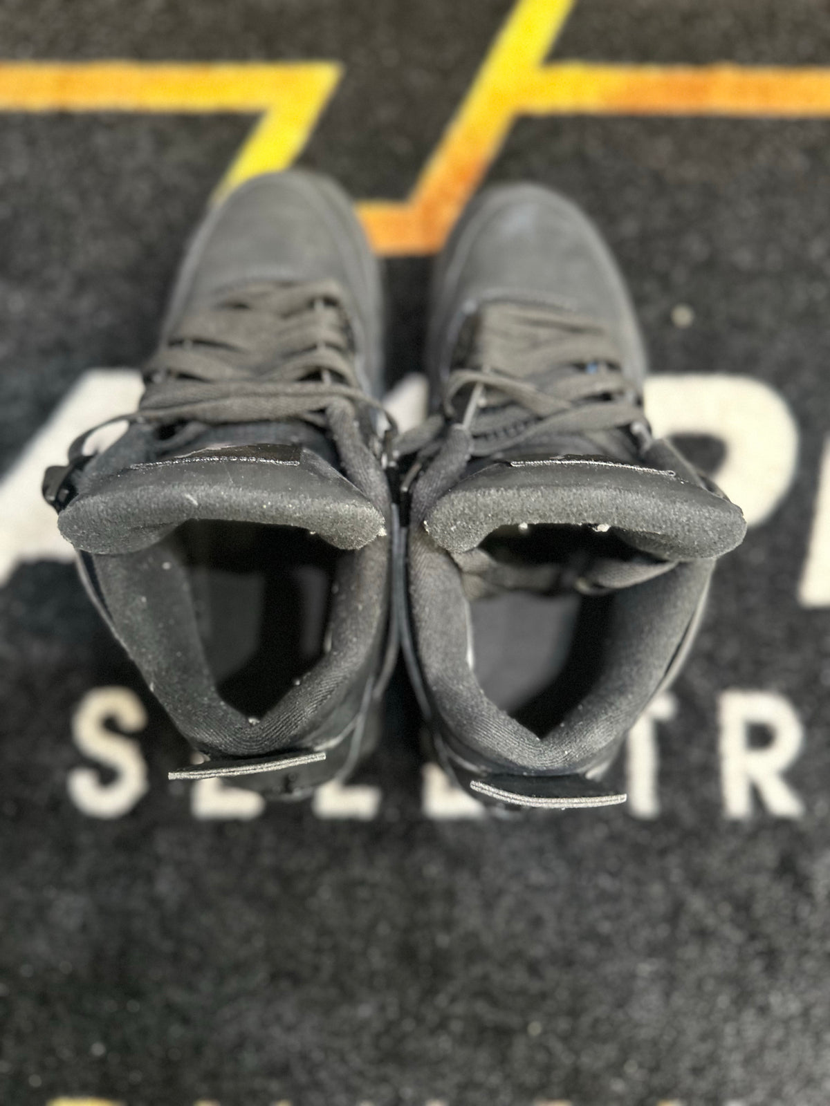 Jordan 4 Retro Black Cat (2020)