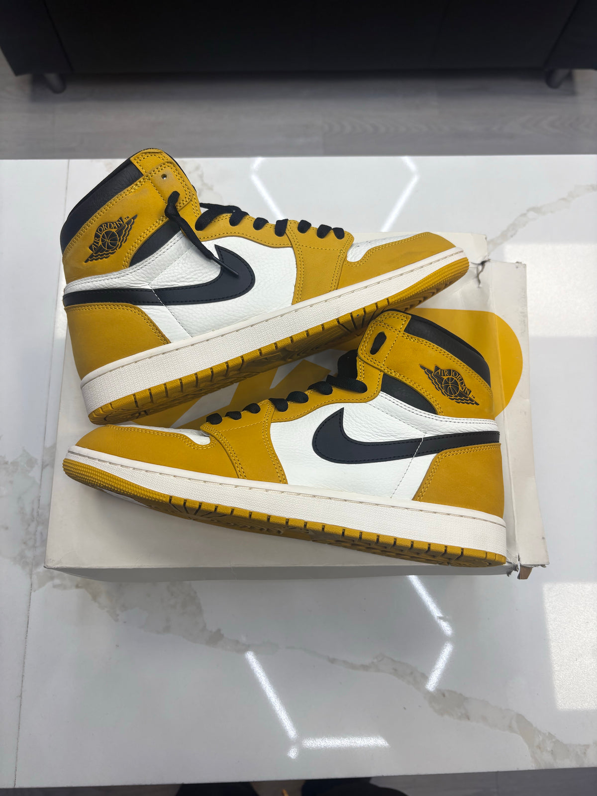 Jordan 1 Retro High Yellow Ochre