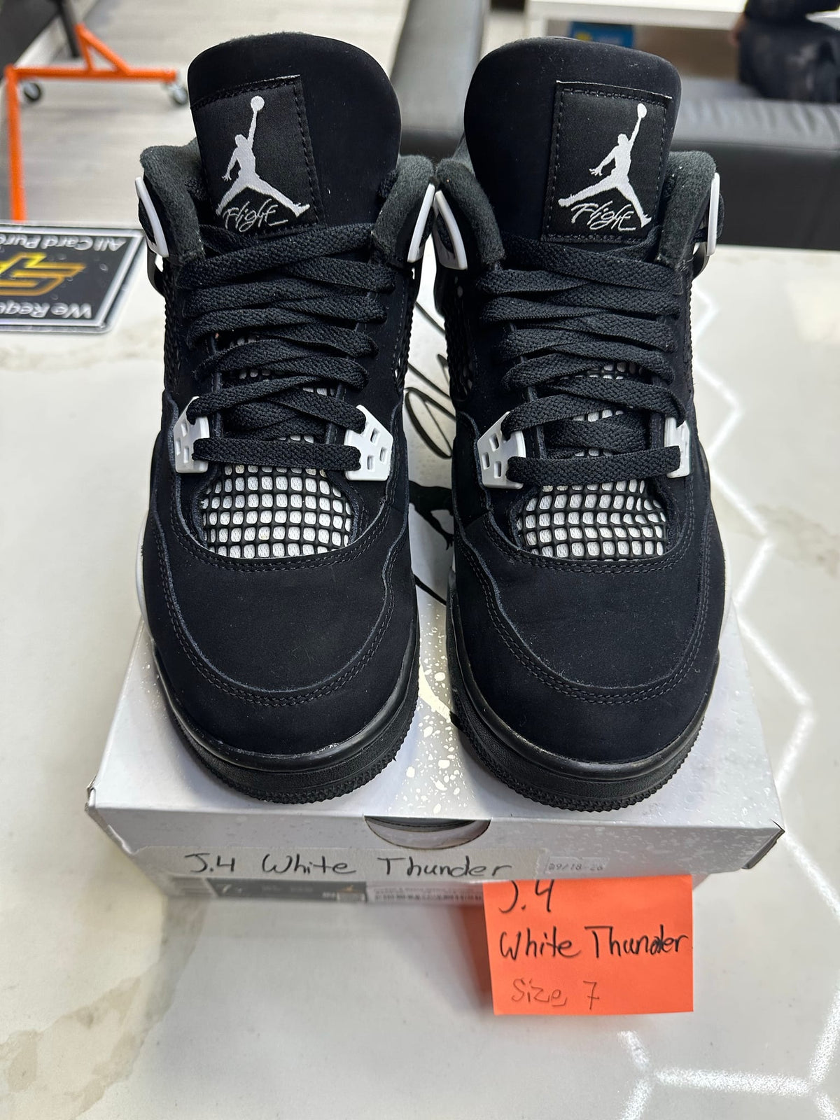 Jordan 4 Retro White Thunder (GS)