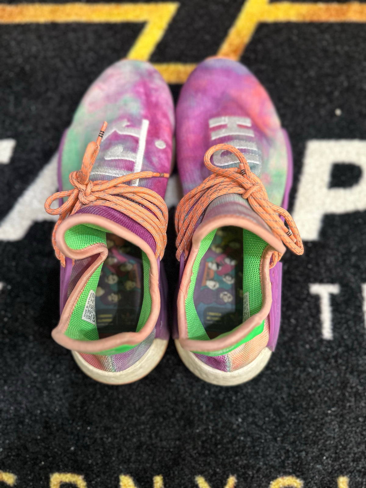 adidas Human Race NMD Pharrell Holi Festival (Chalk Coral)