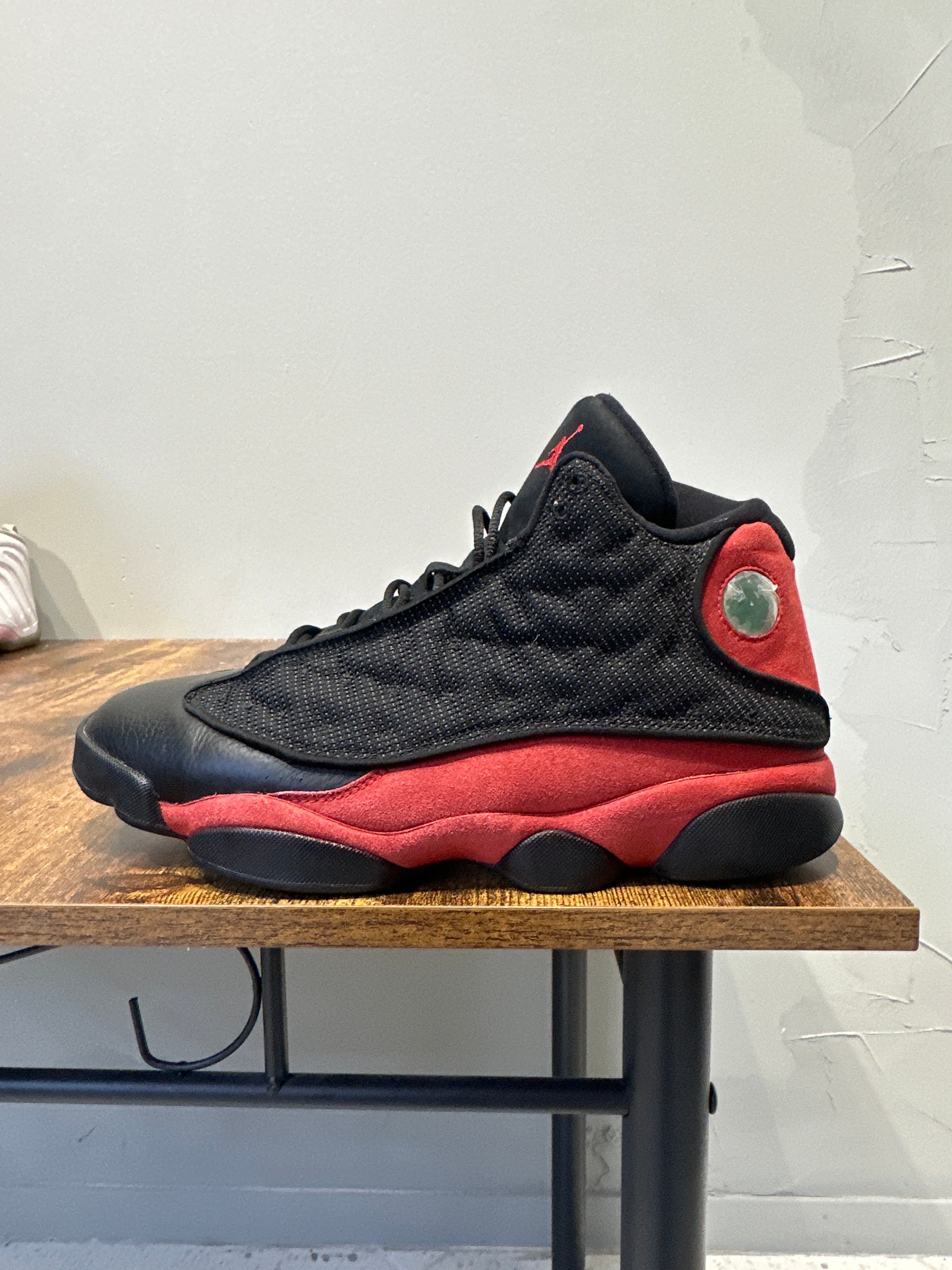 Air Jordan 13 "Bred" (2017) (Pre-Owned)
