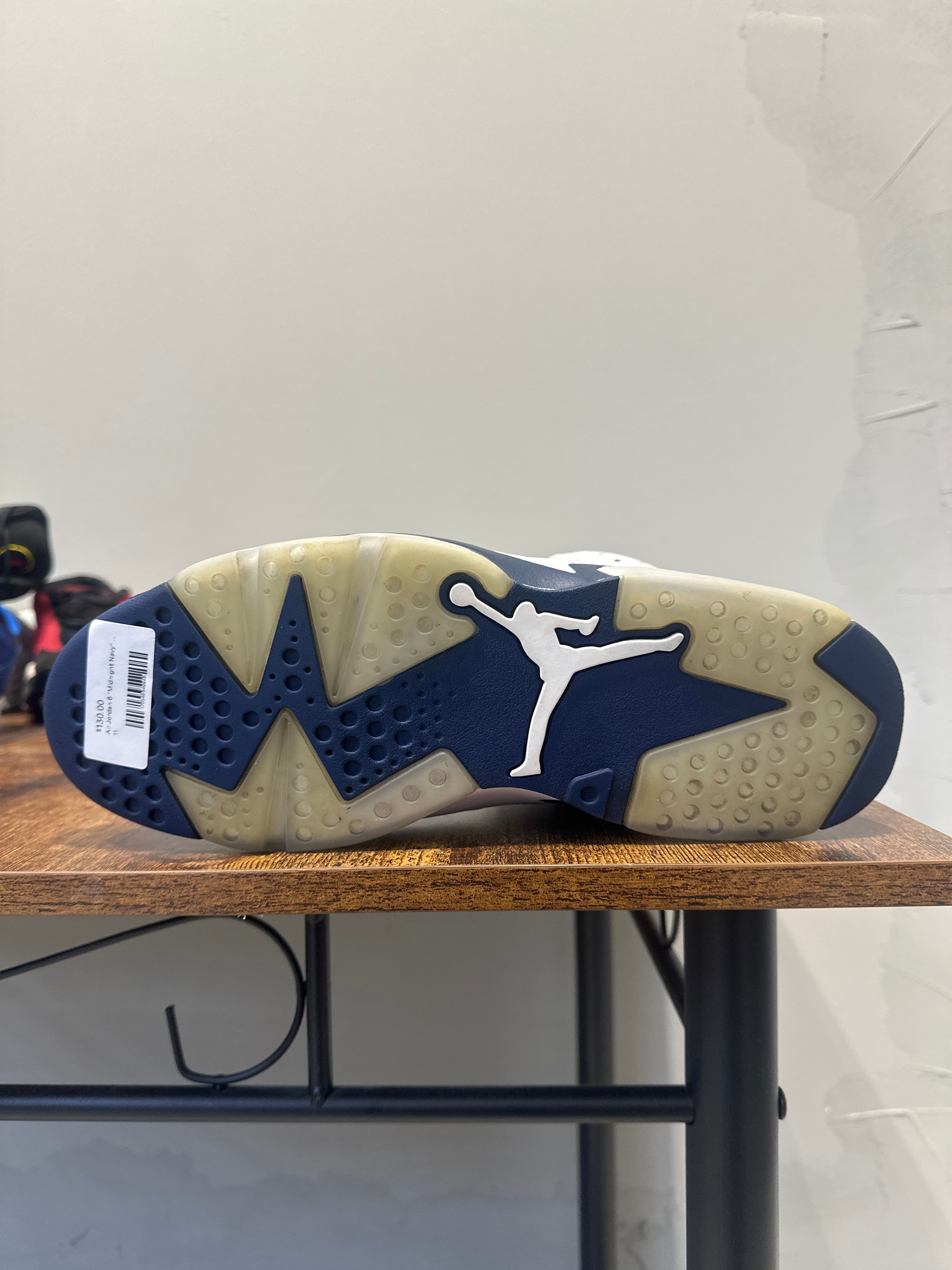 Air Jordan 6 "Midnight Navy" (Pre-Owned)