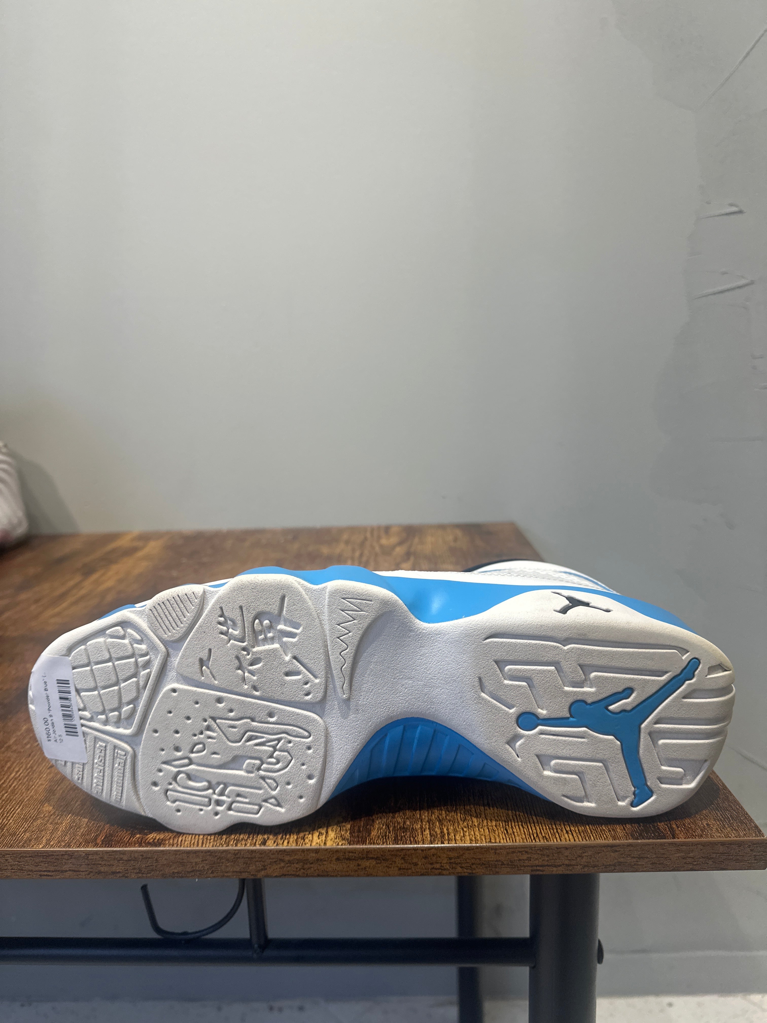 Air Jordan 9 "Powder Blue" (Pre-Owned)