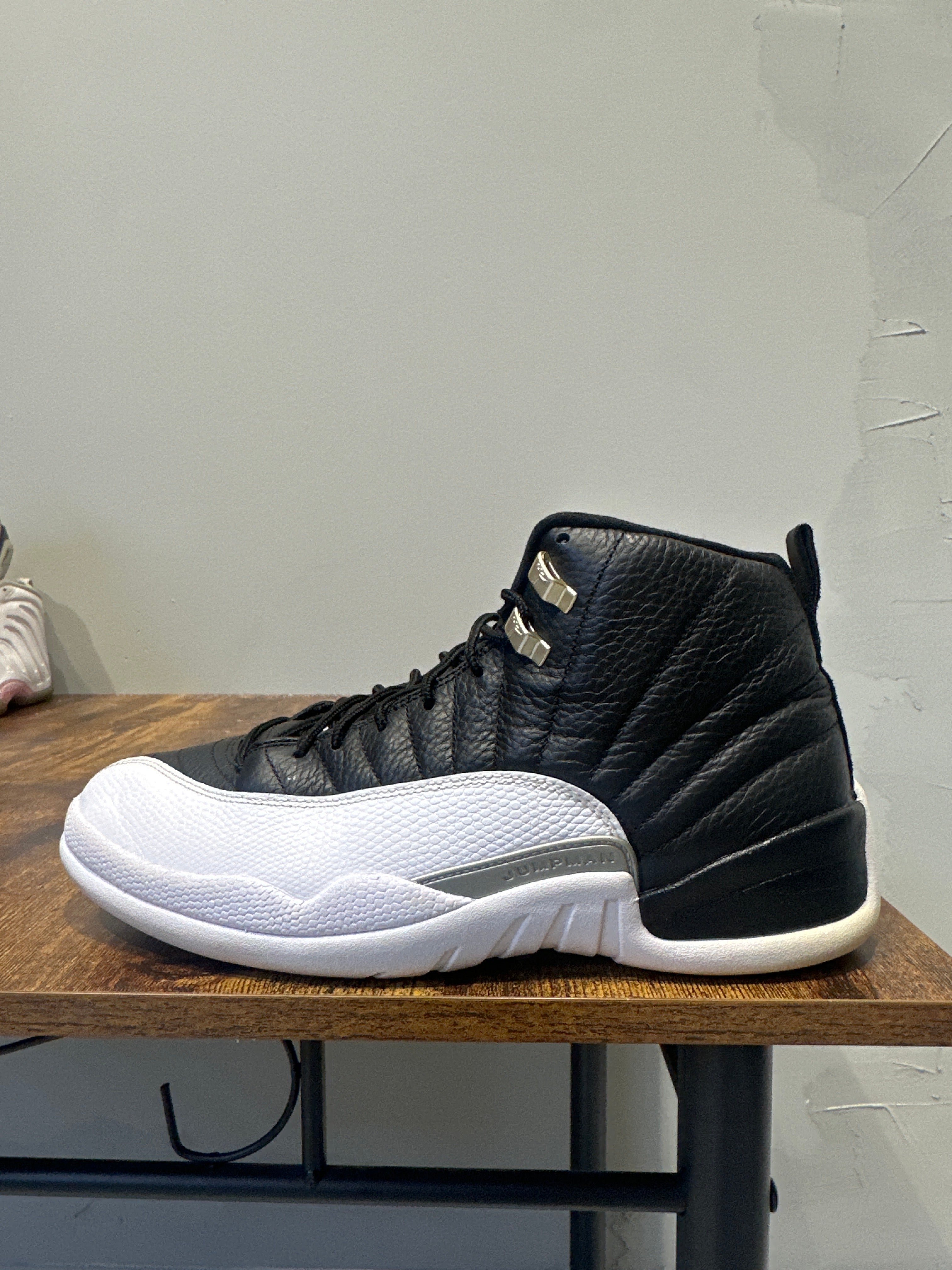 Air Jordan 12 "Playoff" (pre-owned)