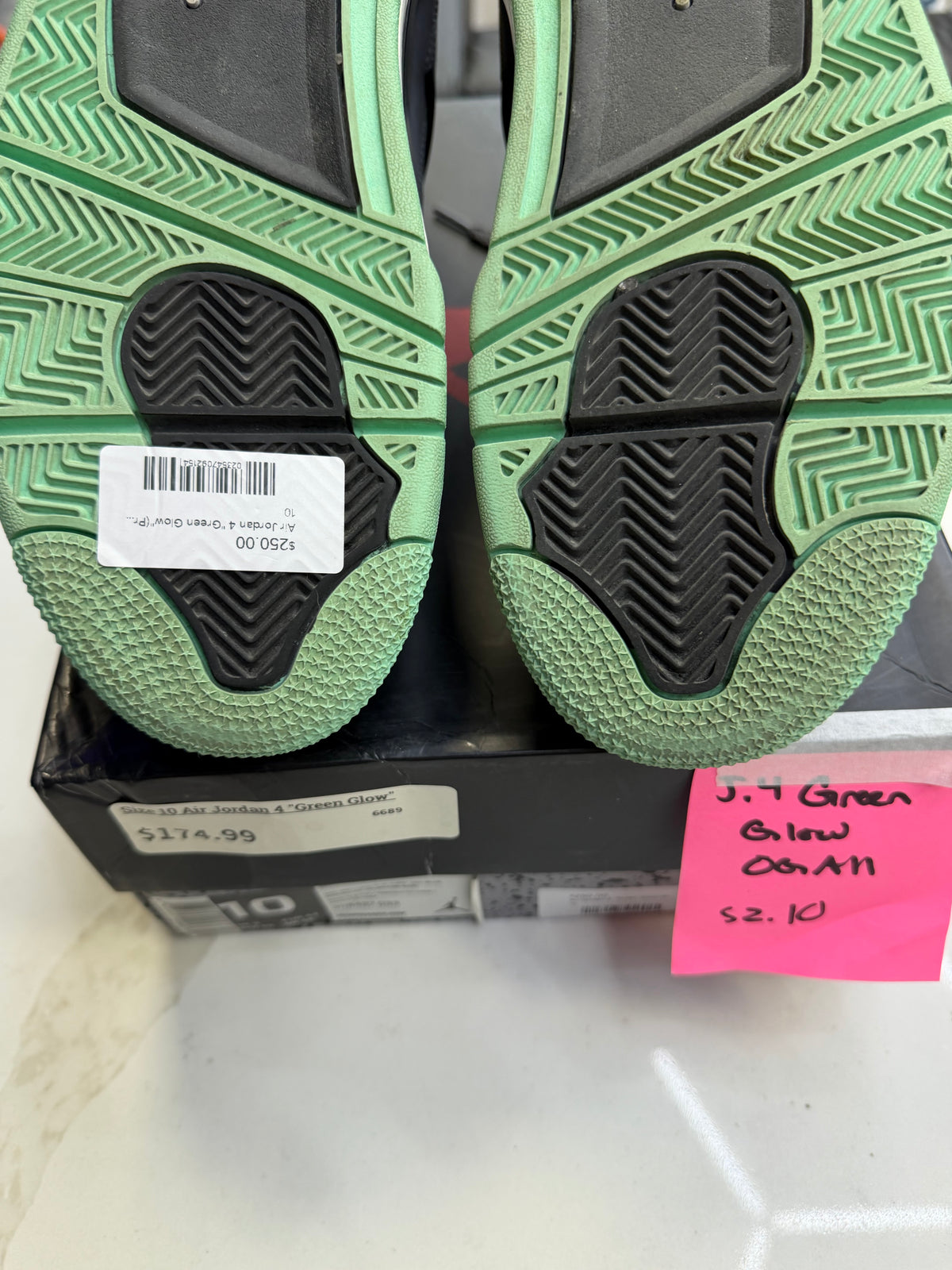Jordan 4 Retro Green Glow
