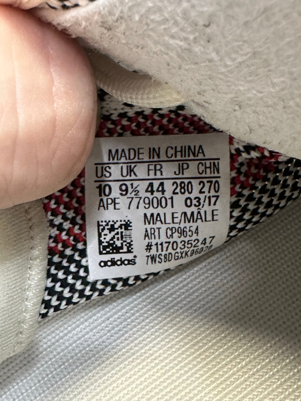 adidas Yeezy Boost 350 V2 Zebra