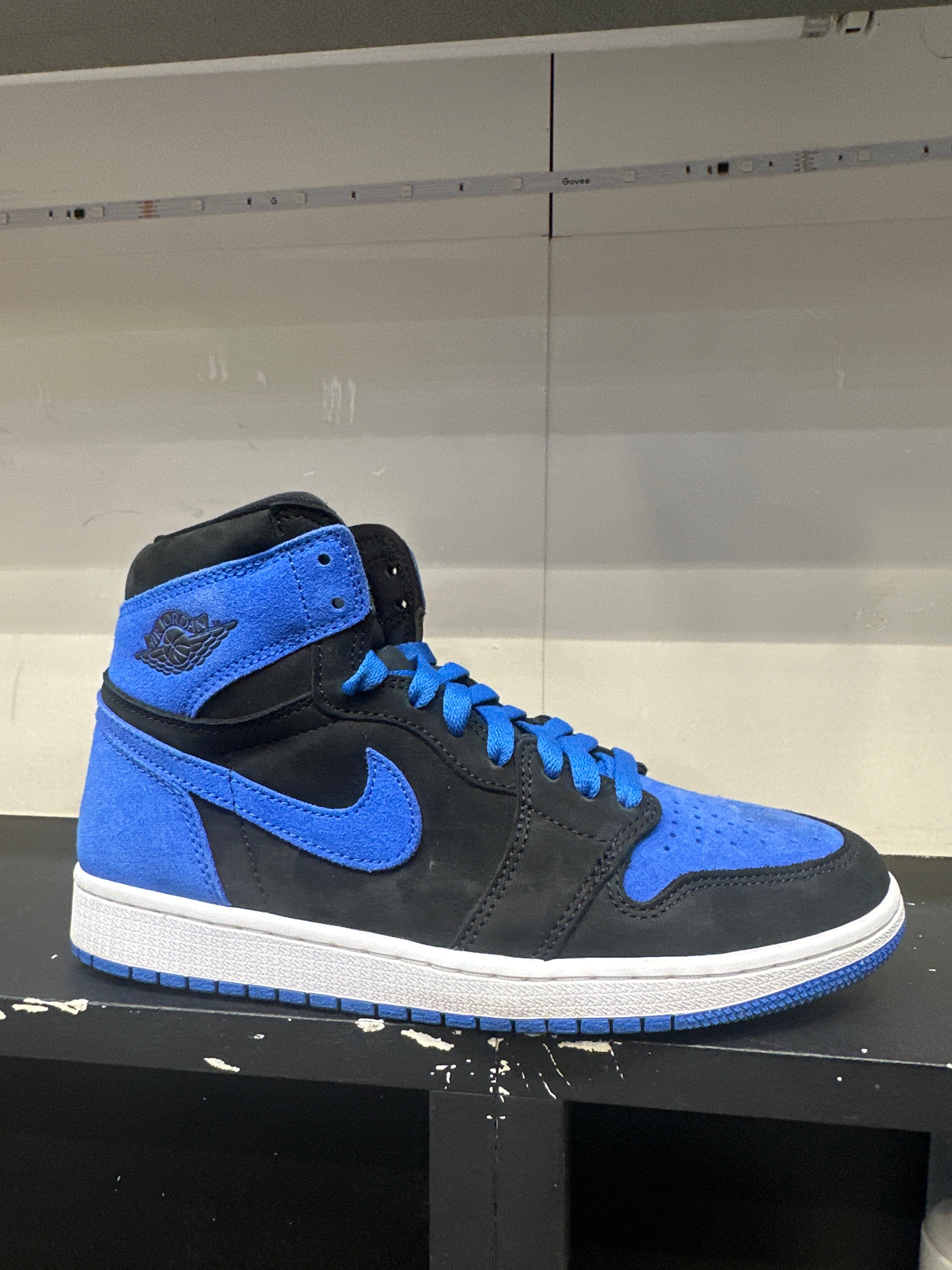 Air Jordan 1 High "Royal ReImagined" (Pre-Owned)