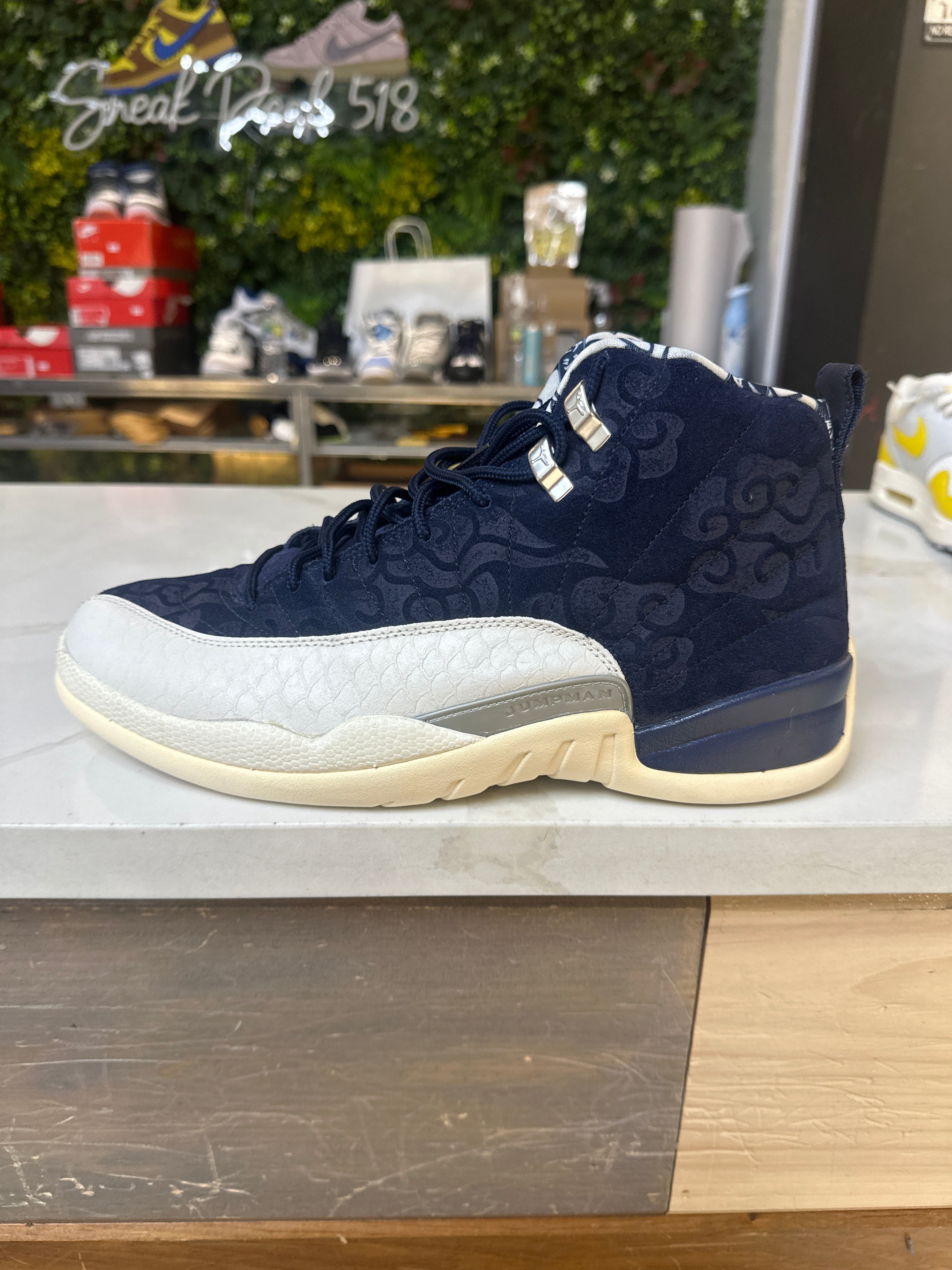 Air Jordan 12 "International Flight" (pre-owned)