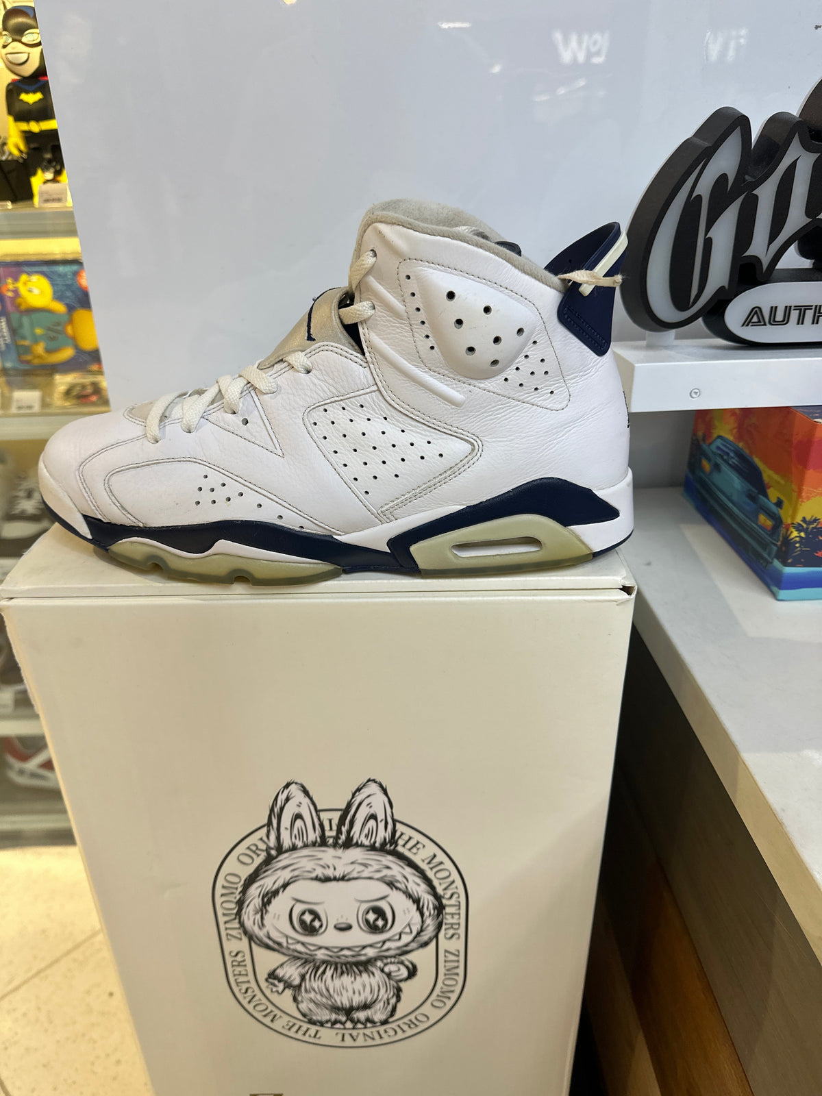 Jordan 6 Retro Midnight Navy (2022)
