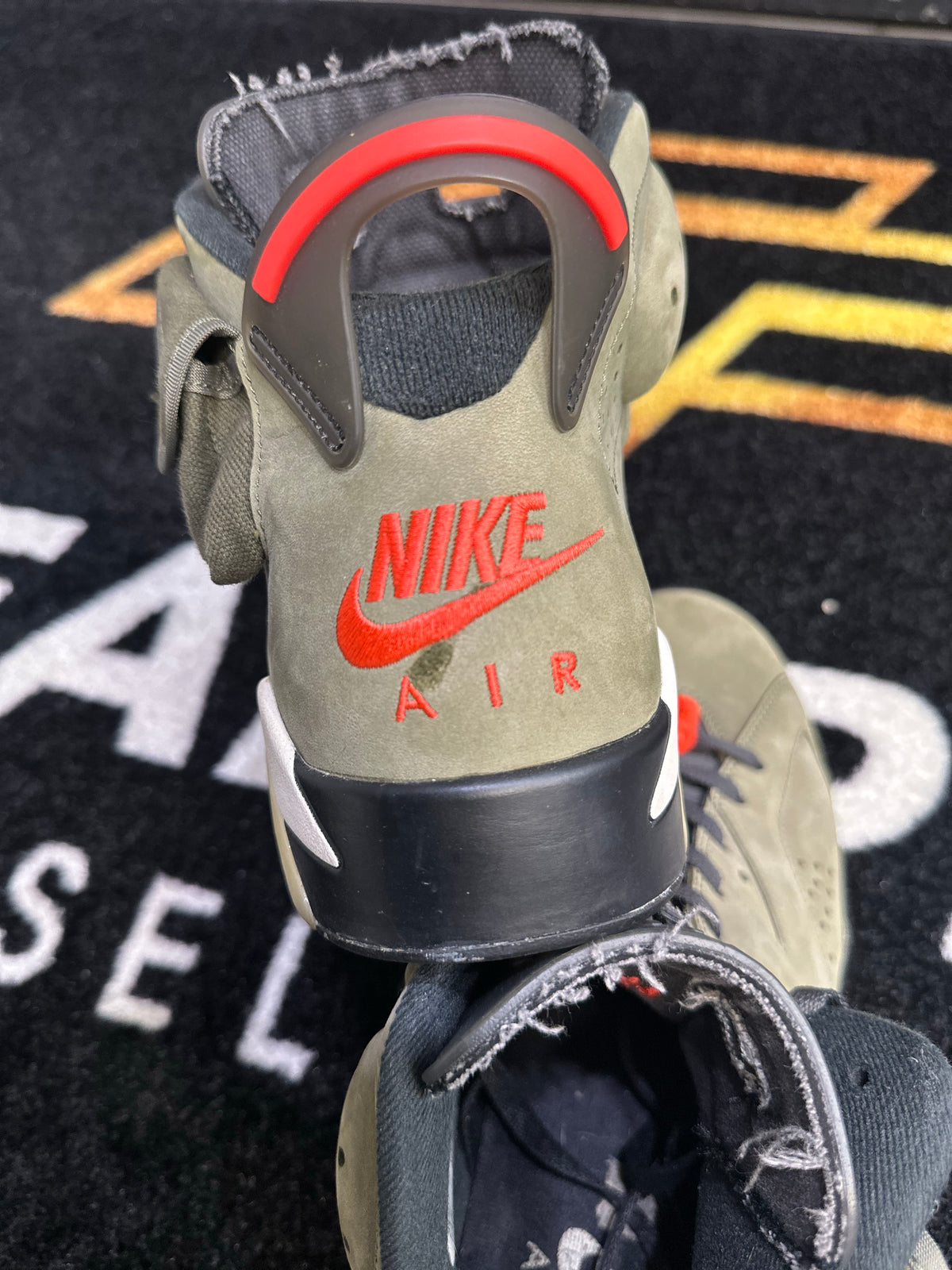 Jordan 6 Retro Travis Scott