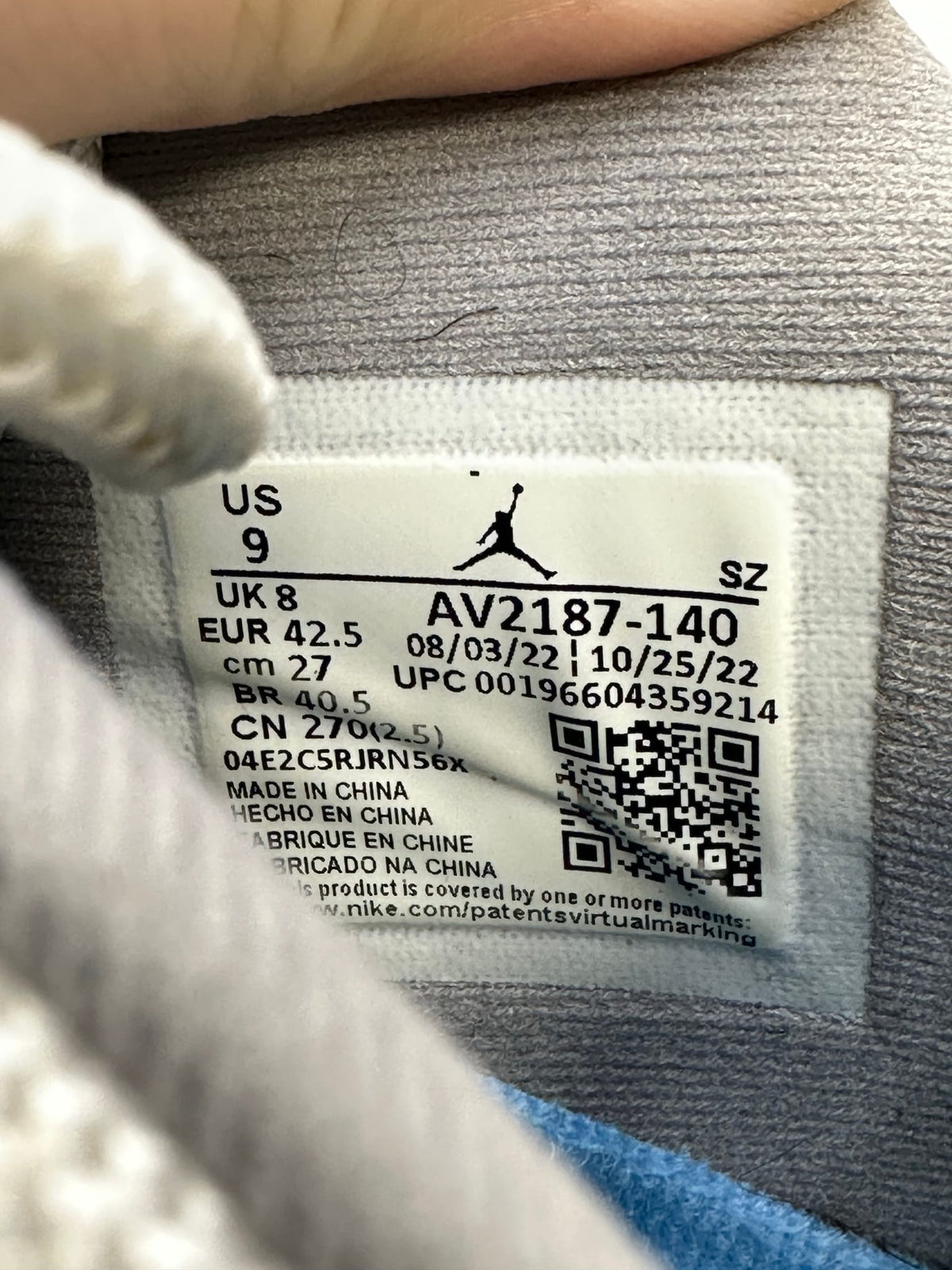 Jordan 11 Retro Low Cement Grey