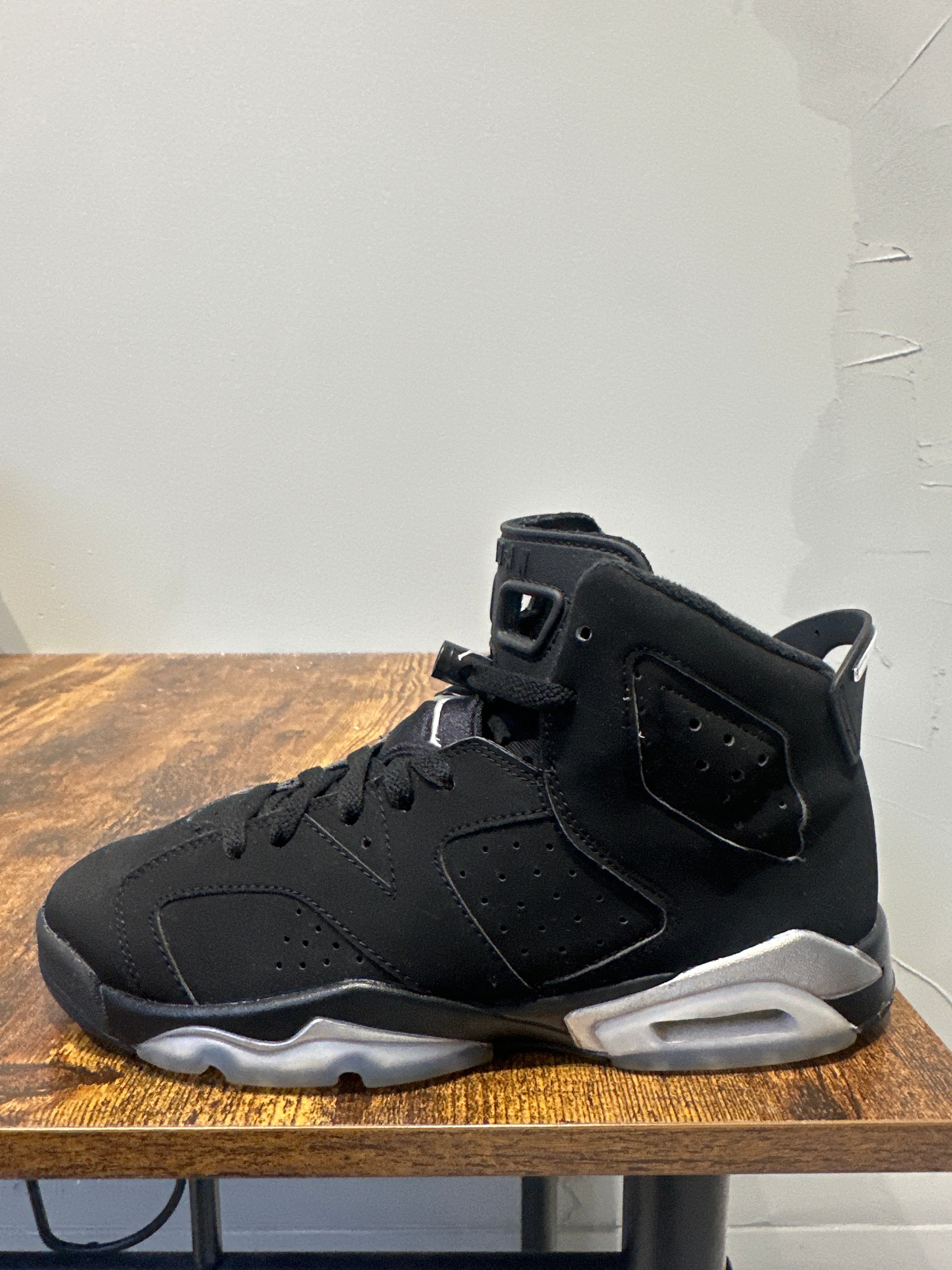 Air Jordan 6 "Chrome" (GS) (Pre-Owned)