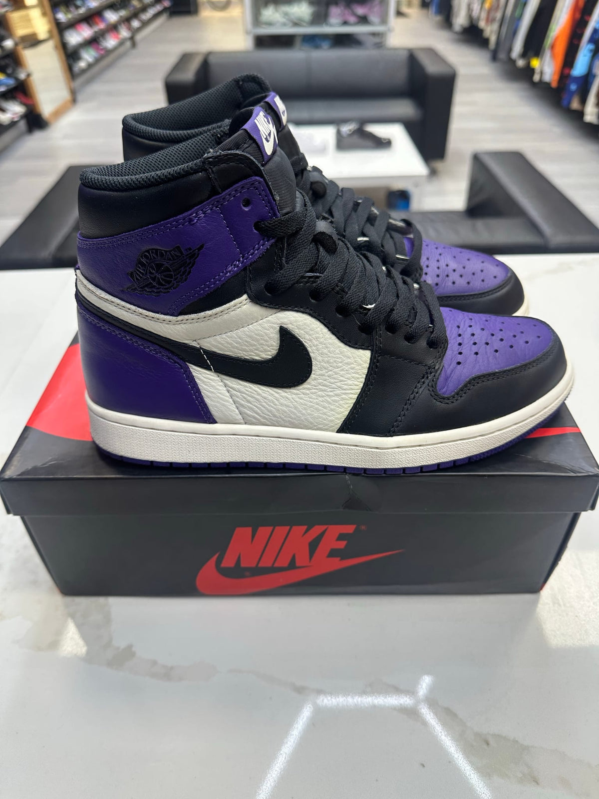 Jordan 1 Retro High Court Purple