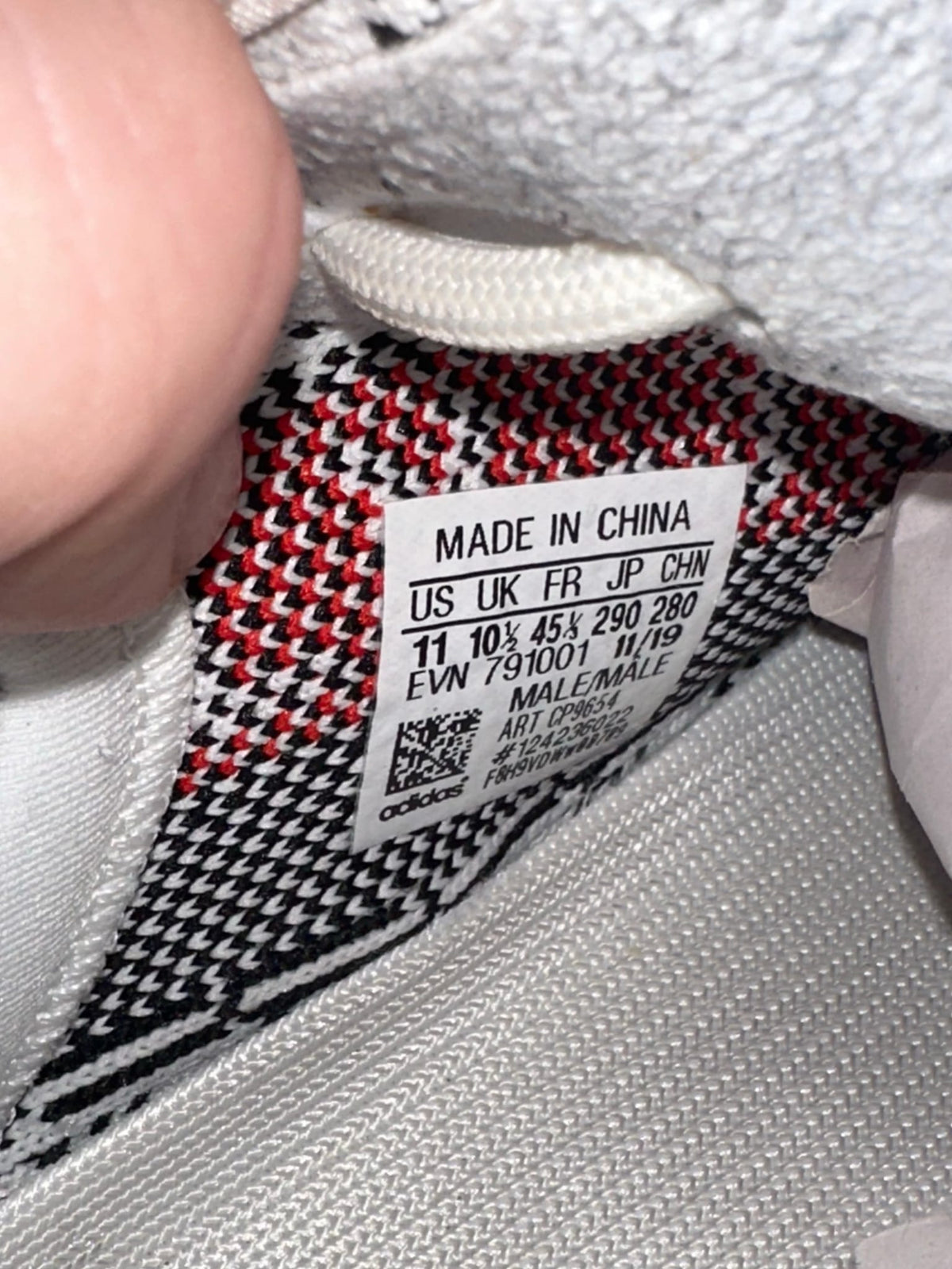 adidas Yeezy Boost 350 V2 Zebra