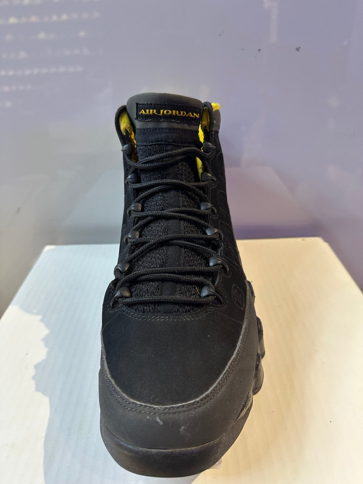 Jordan 9 Retro Dark Charcoal University Gold