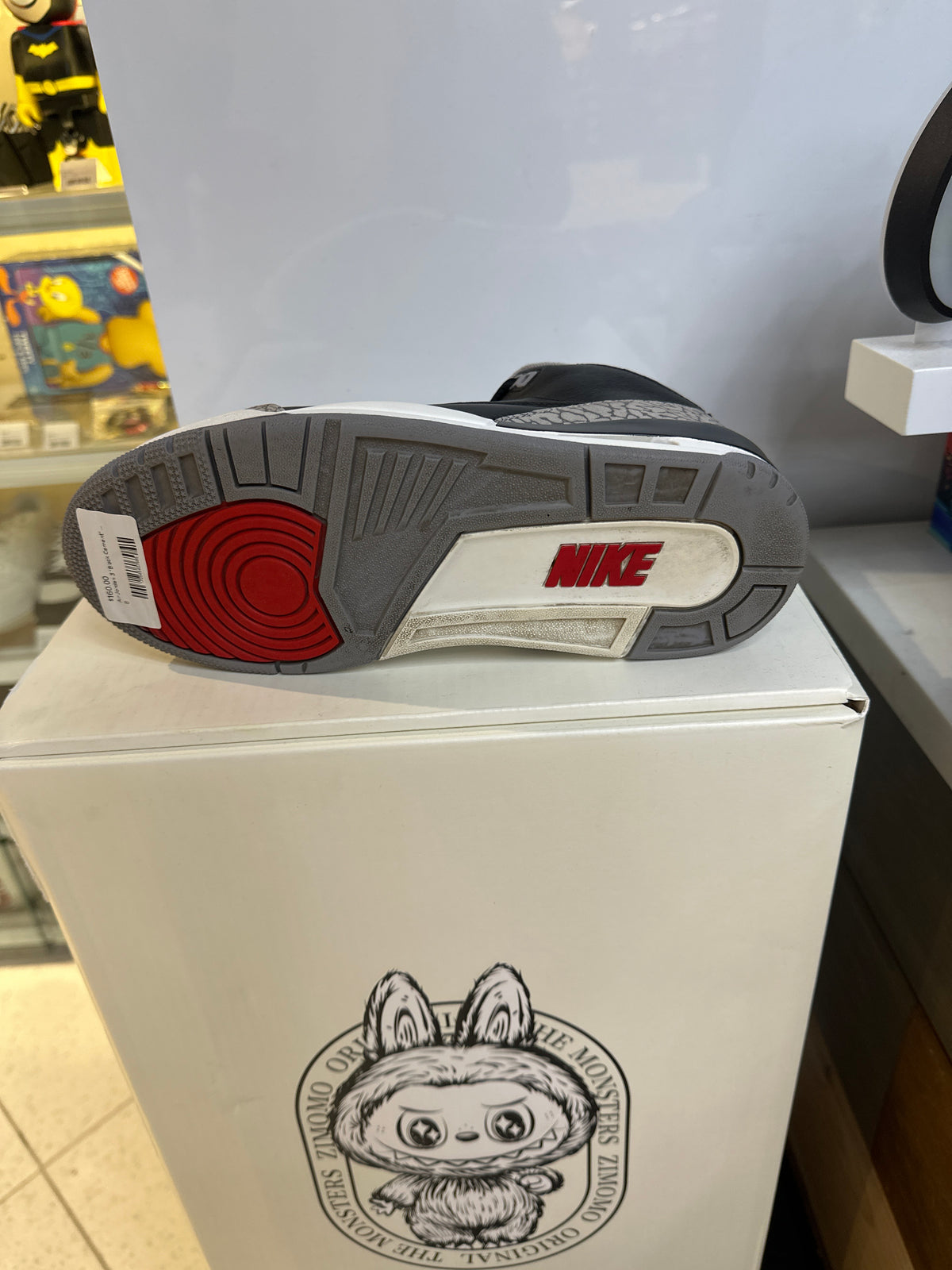 Air Jordan 3 "Black Cement" (pre-owned)