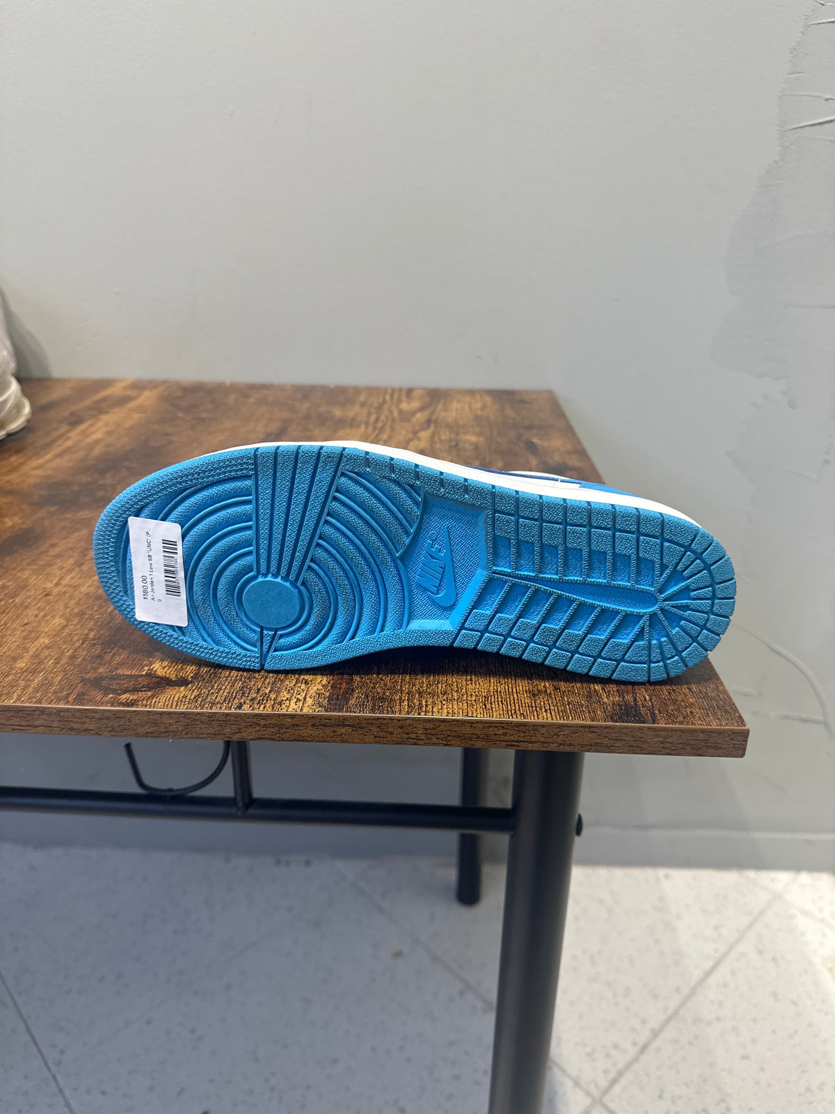 Jordan 1 Low SB UNC
