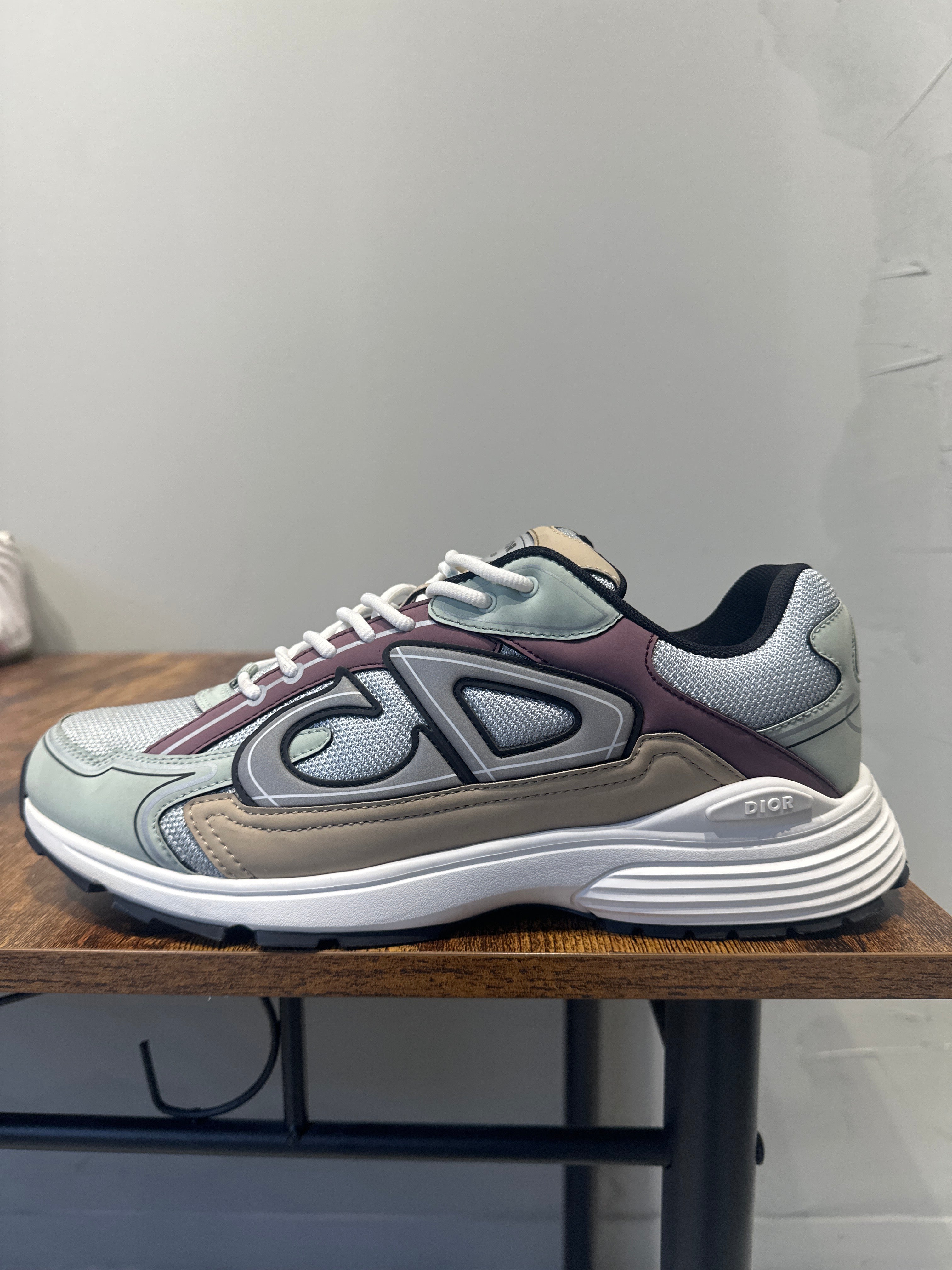 Dior B30 "Light Green Purple" (Pre-Owned)