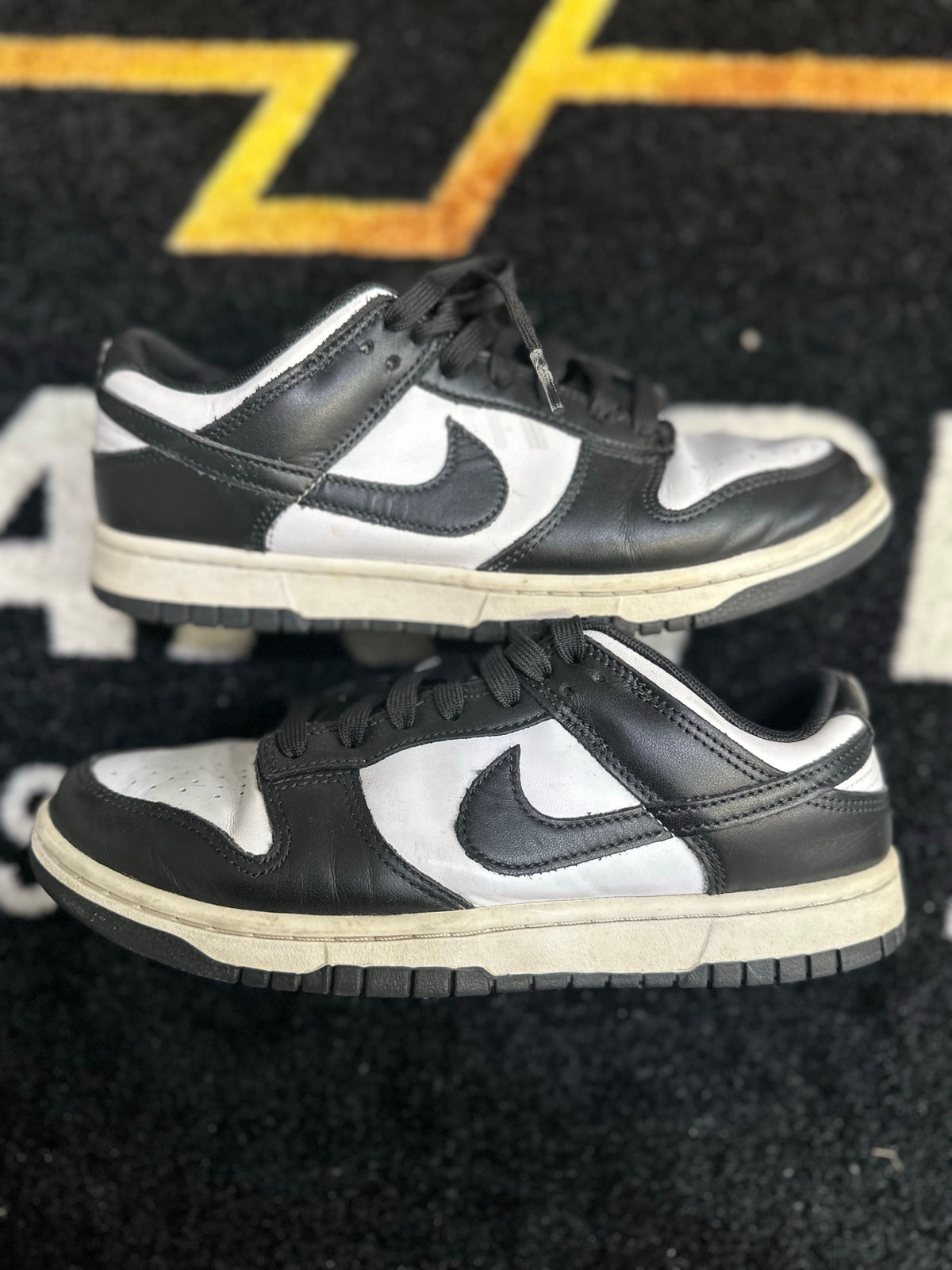 Nike Dunk Low SE Panda