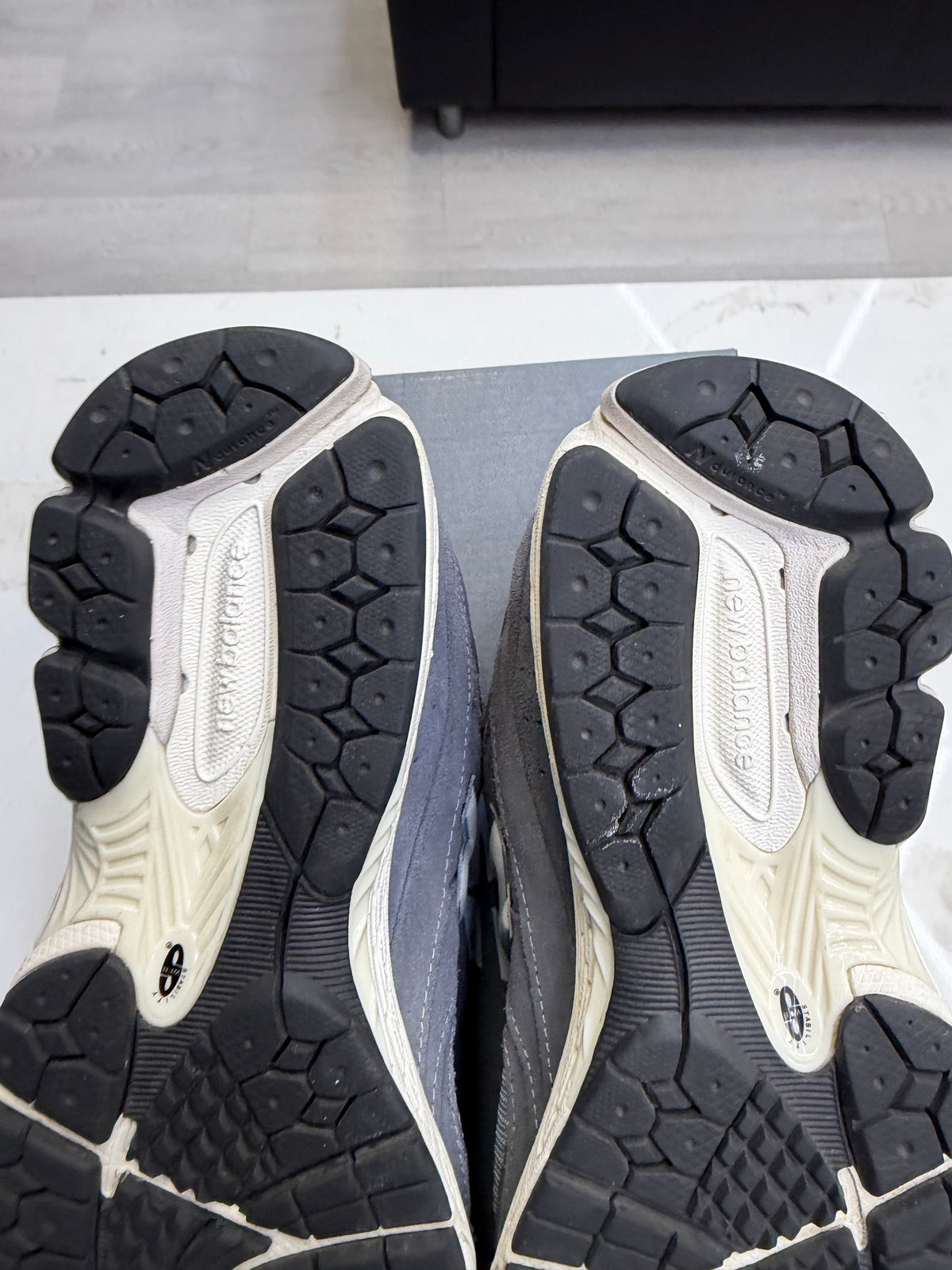 New Balance 2002R Magnent Lead