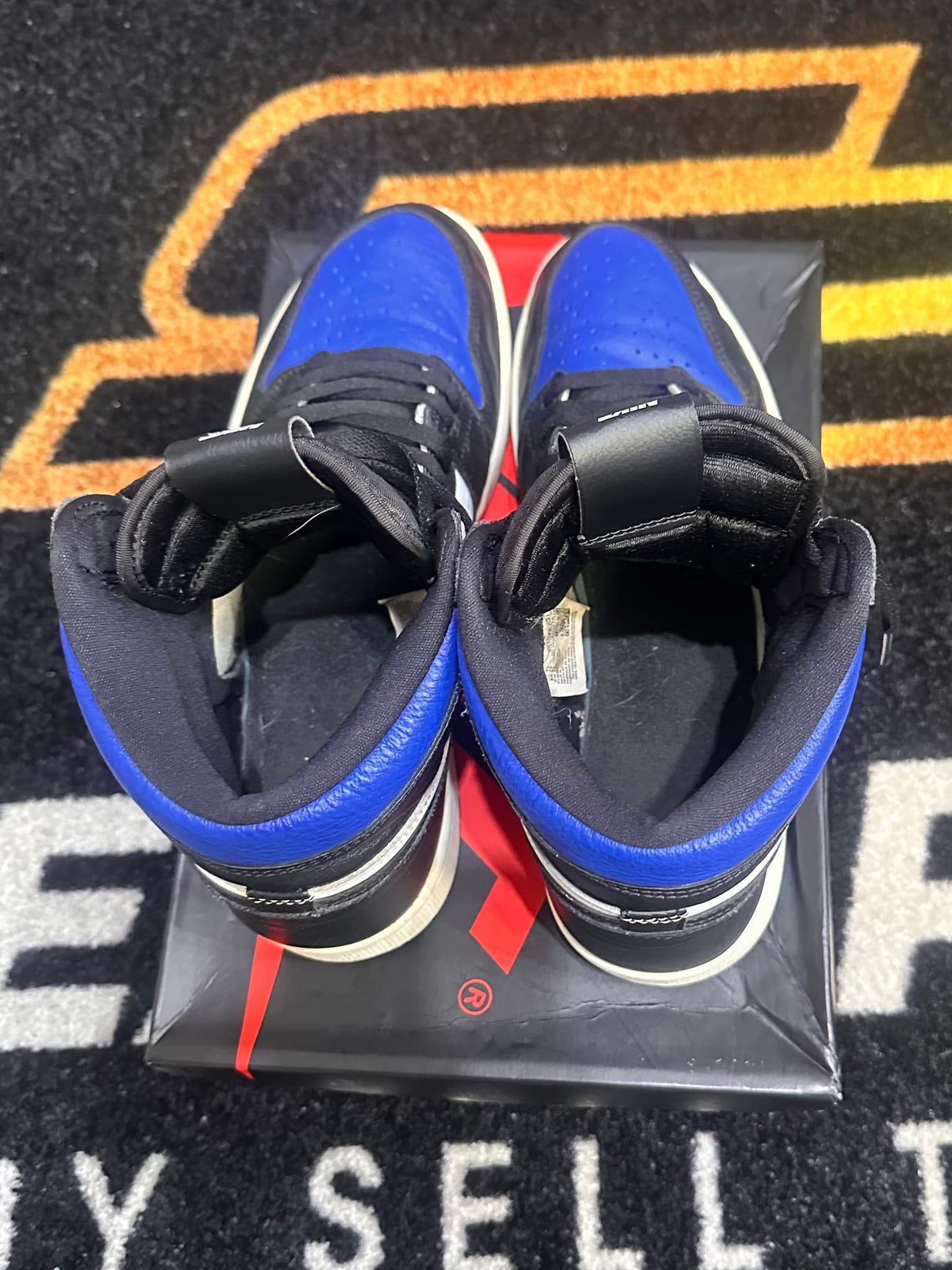 Air Jordan 1 Retro High Royal Toe