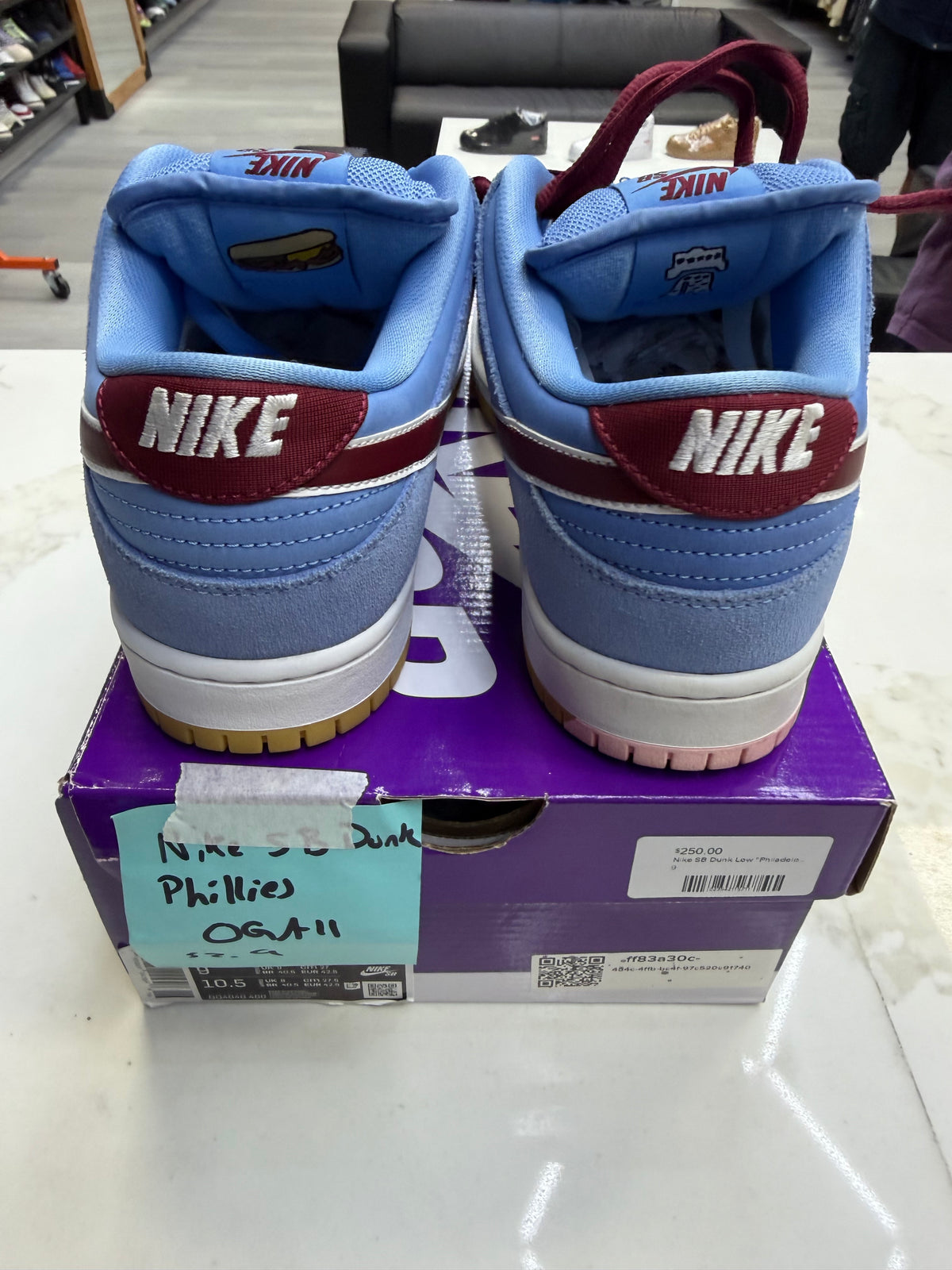 Nike SB Dunk Low Philadelphia Phillies