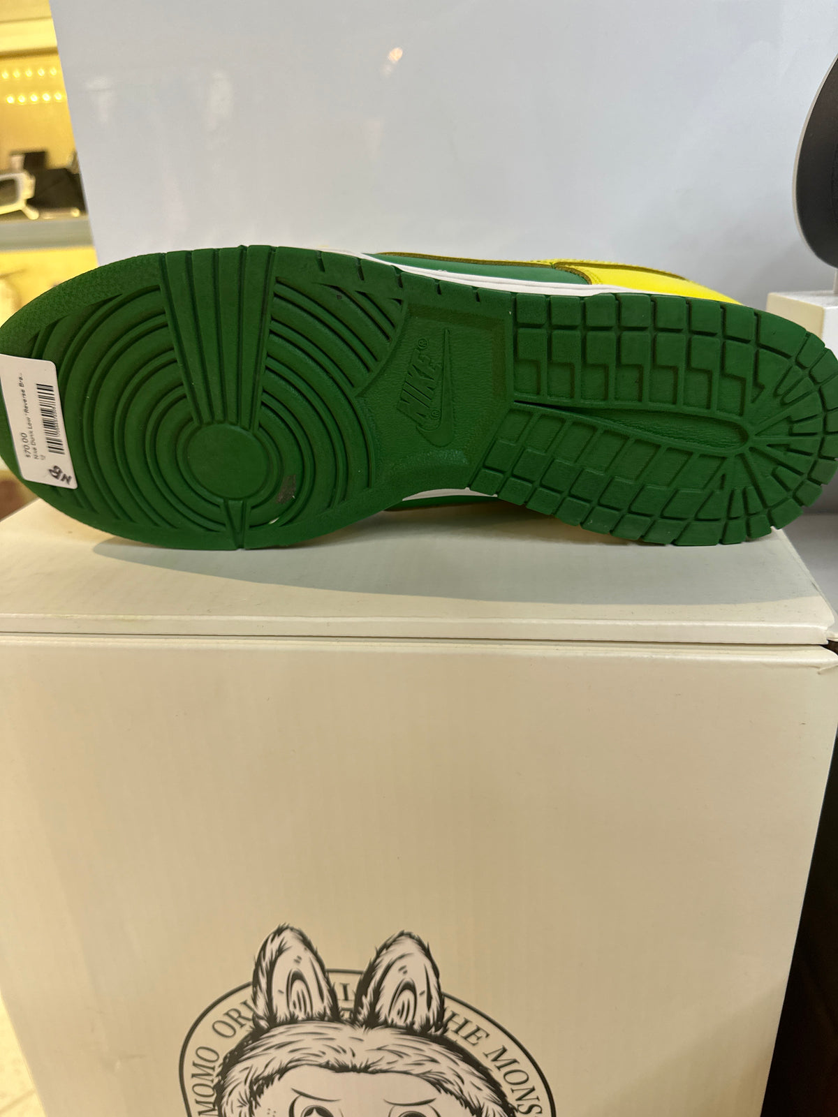 Nike Dunk Low "Reverse Brazil" (pre-owned)