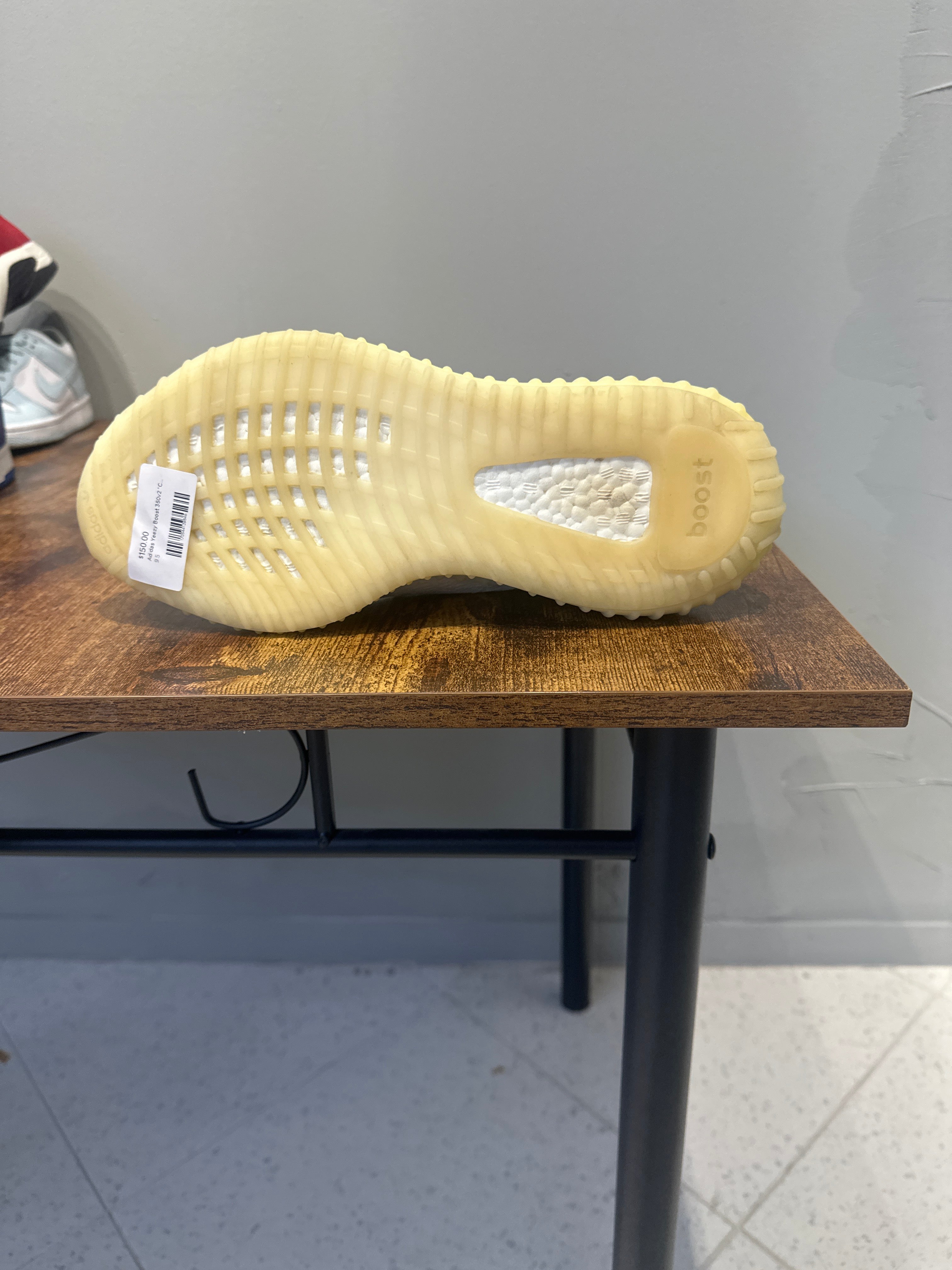 Adidas Yeezy Boost 350v2 "Cream" (Pre-Owned)