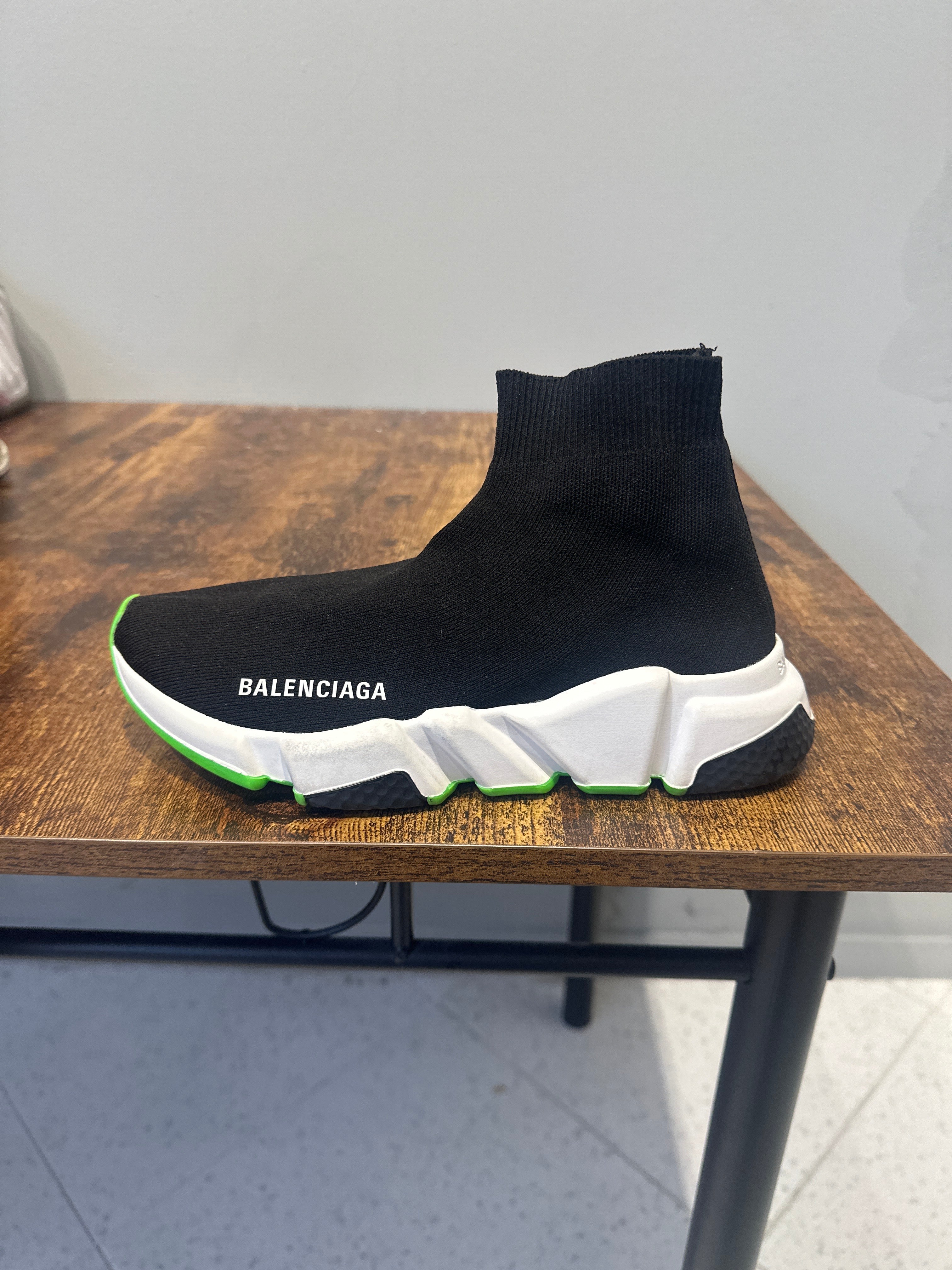 Balenciaga Speed LT Sneaker "Black/Green" (pre-owned)