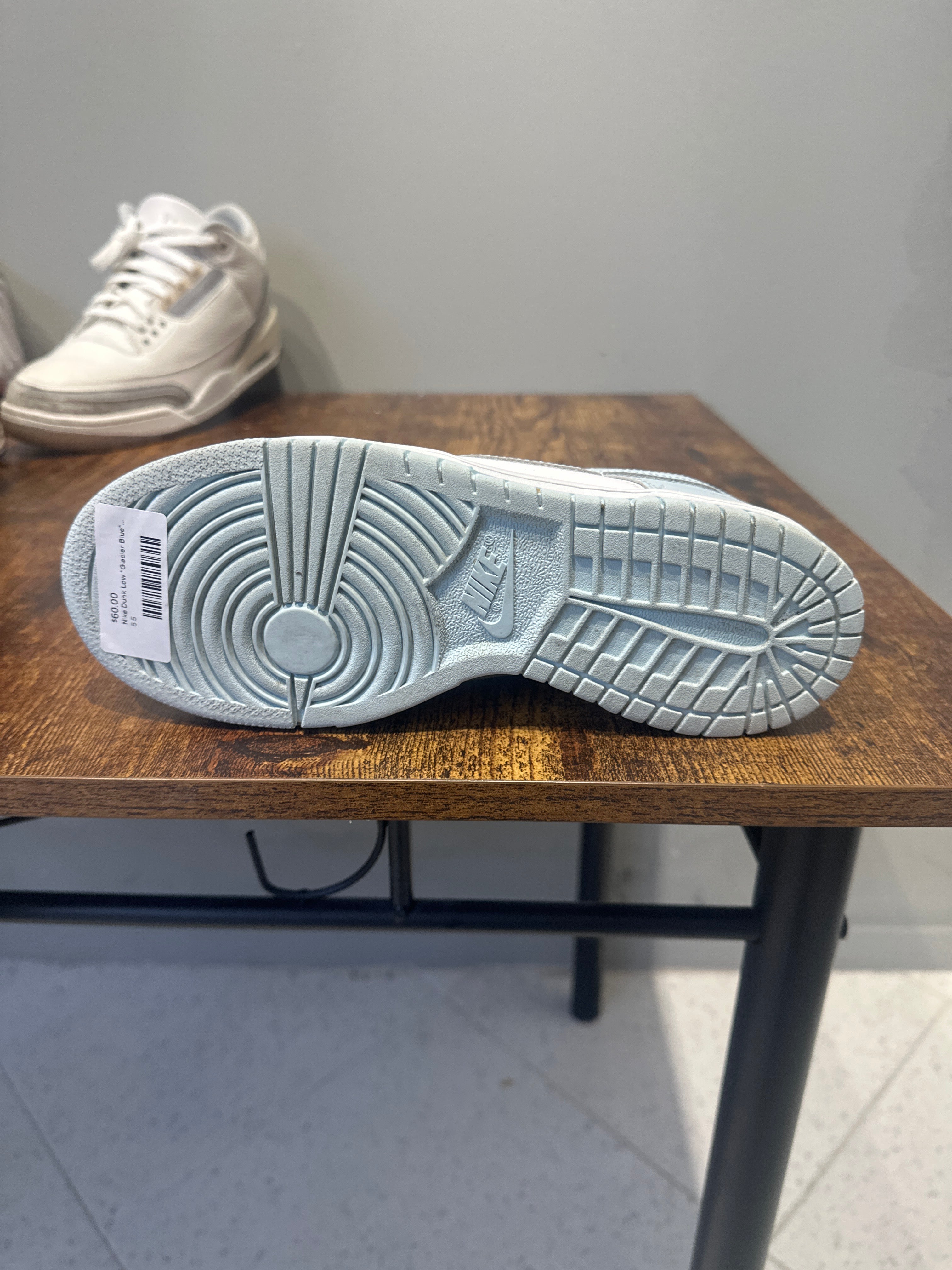 Nike Dunk Low "Glacier Blue" (GS) (Pre-Owned)