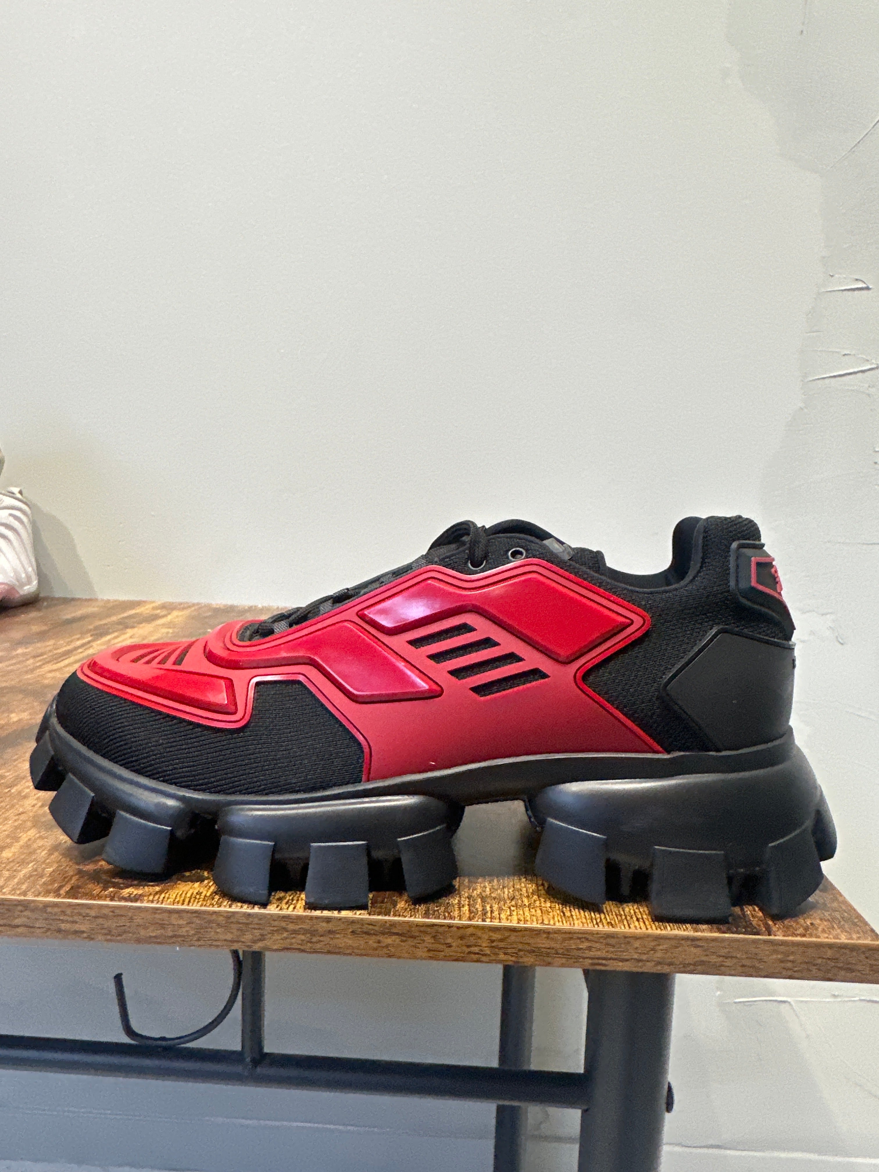 Prada Cloudbust Thunder Low "Black/Red" (pre-owned)