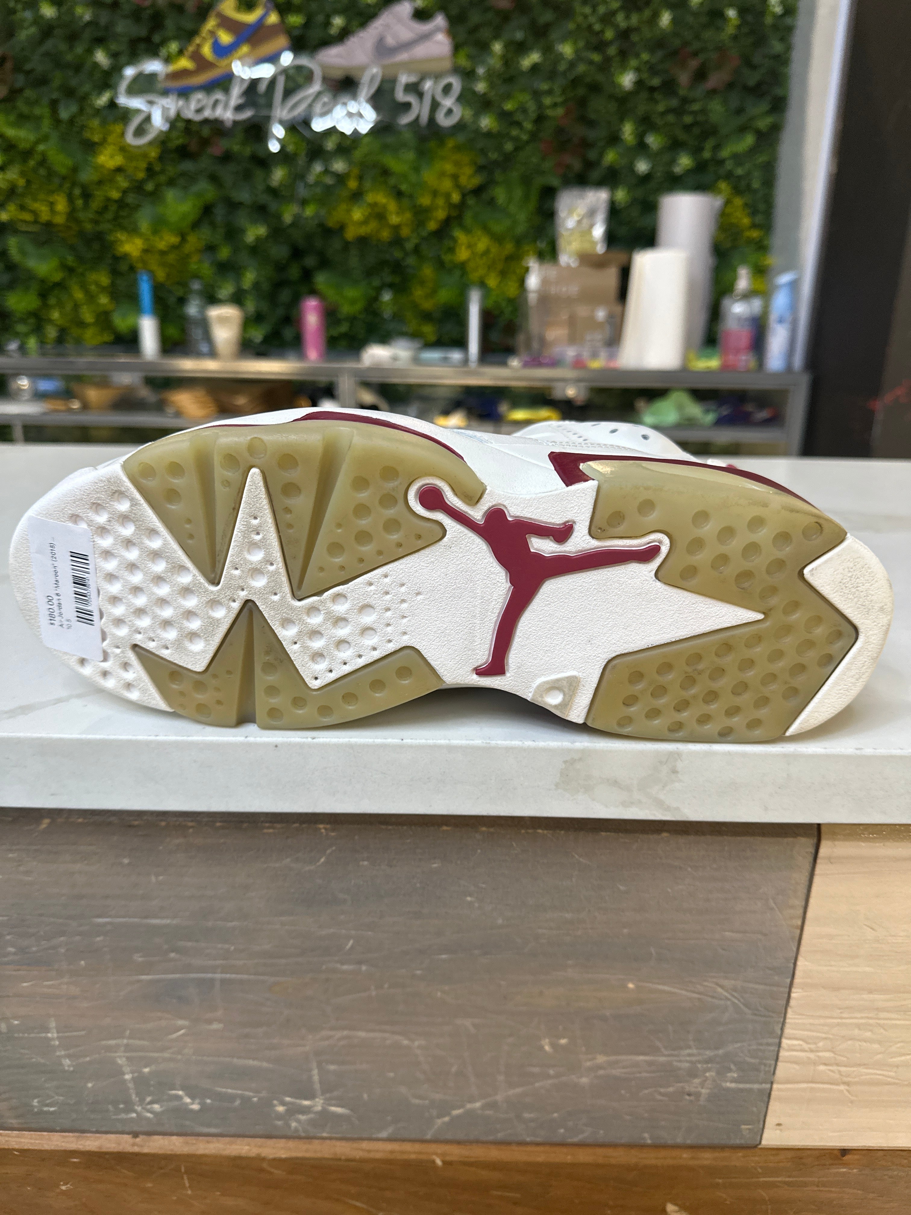 Air Jordan 6 "Maroon" (2015) (Pre-Owned)