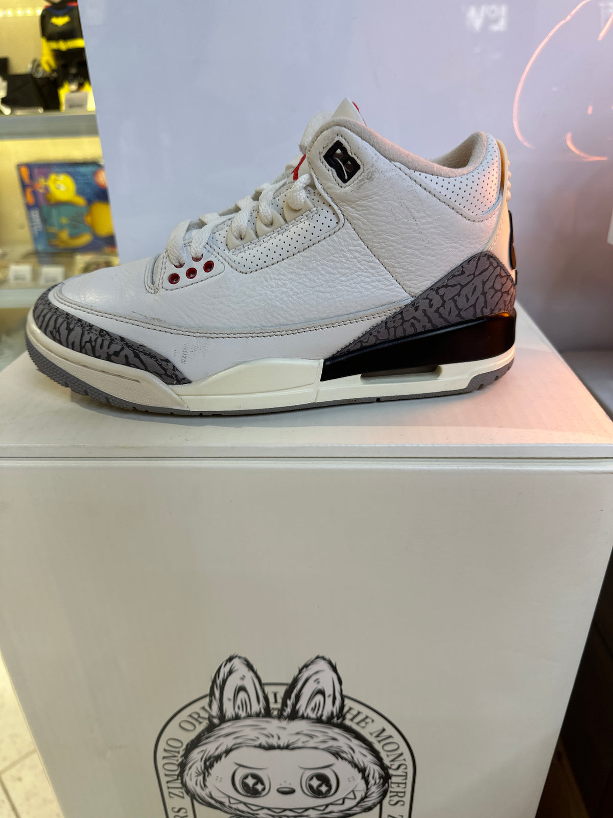 Air Jordan 3 "White Cement Reimagined" (GS) (Pre-Owned)
