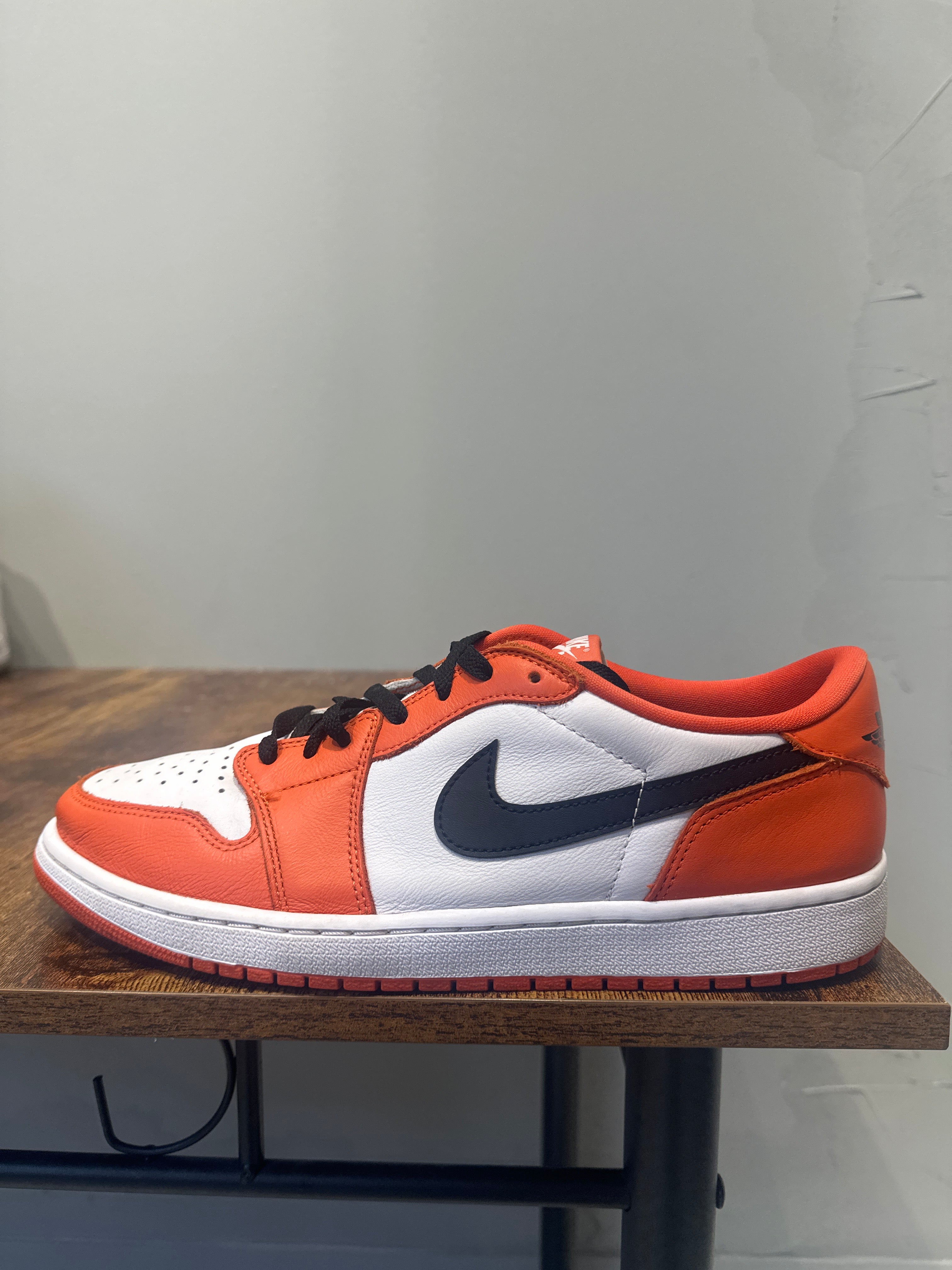 Air Jordan 1 Low "Starfish" (Pre-Owned)