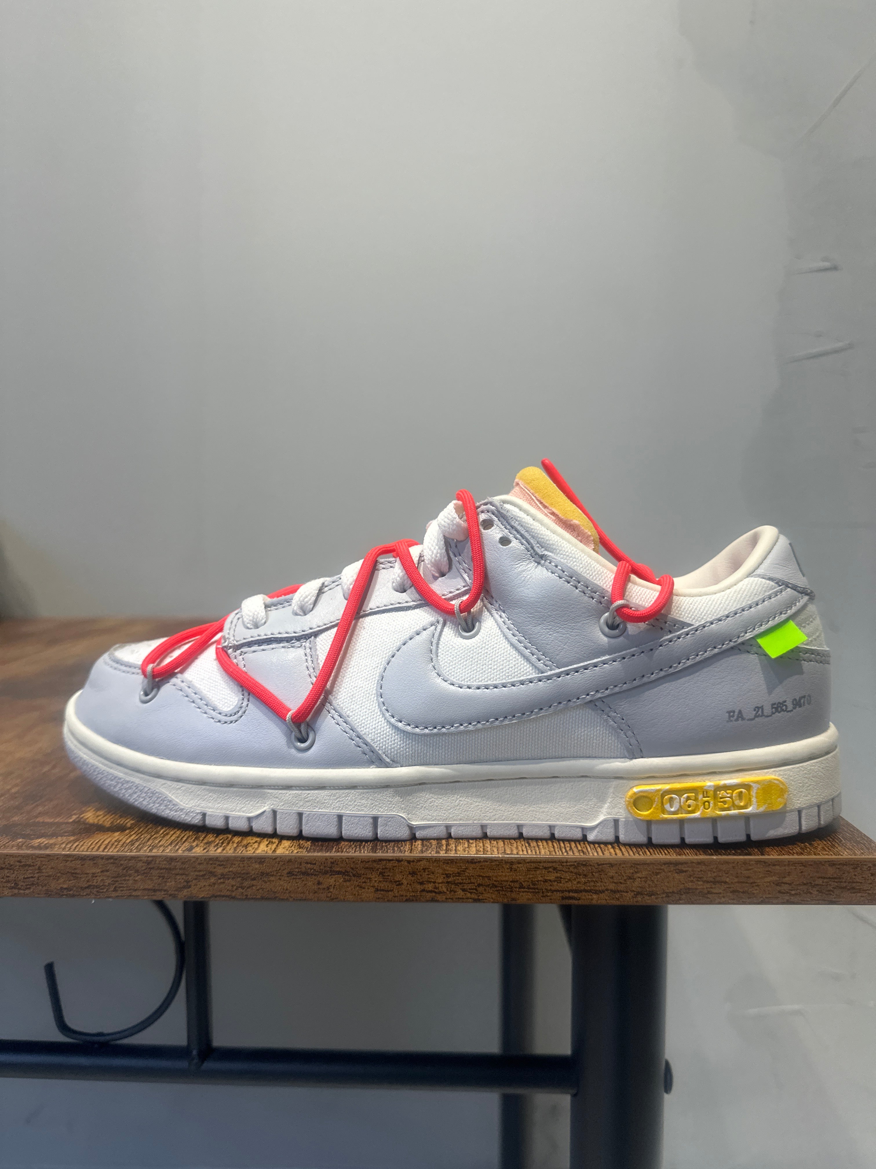 Nike Dunk Low x OFF-WHITE "Lot 6" (Pre-Owned)