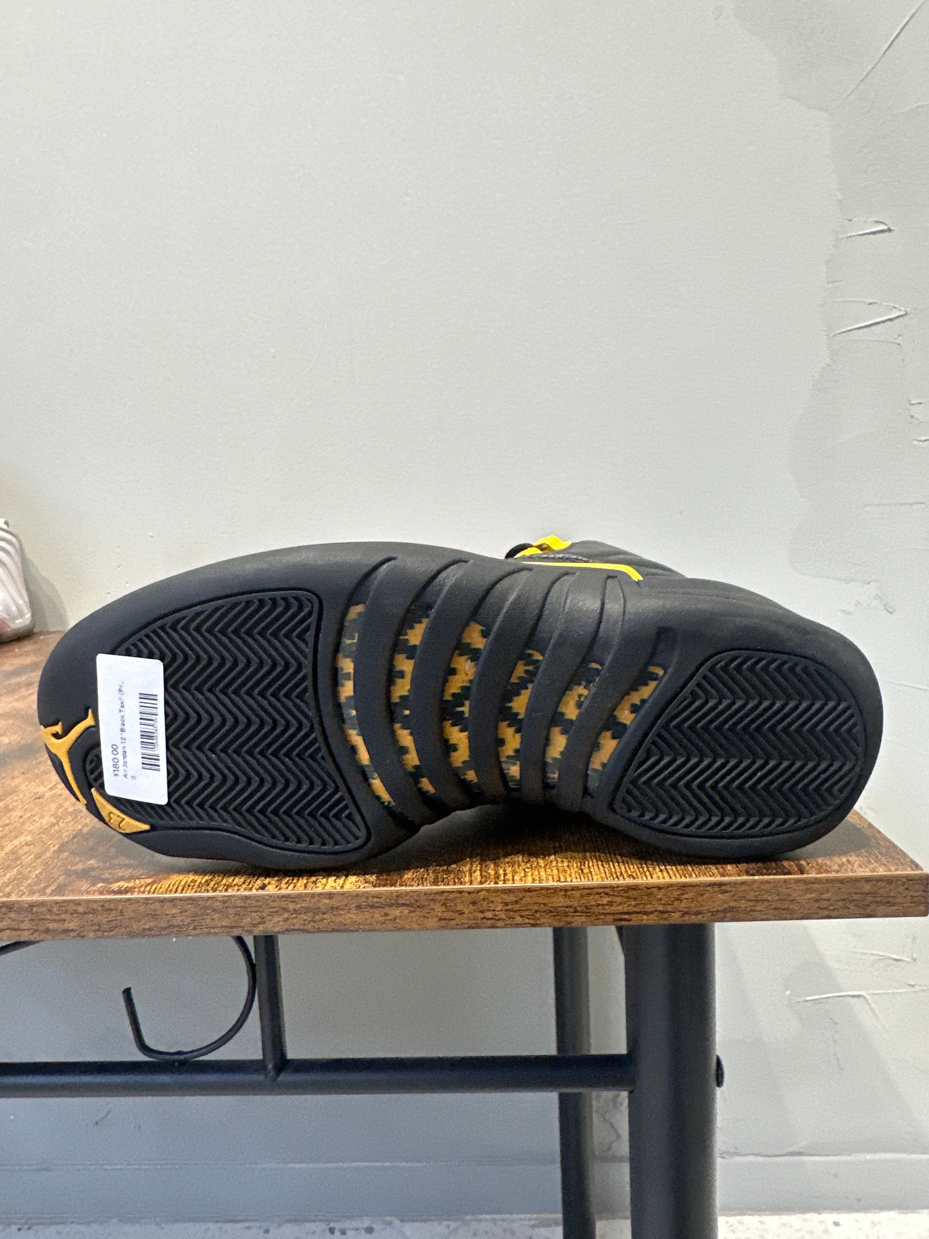 Air Jordan 12 "Black Taxi" (Pre-Owned)