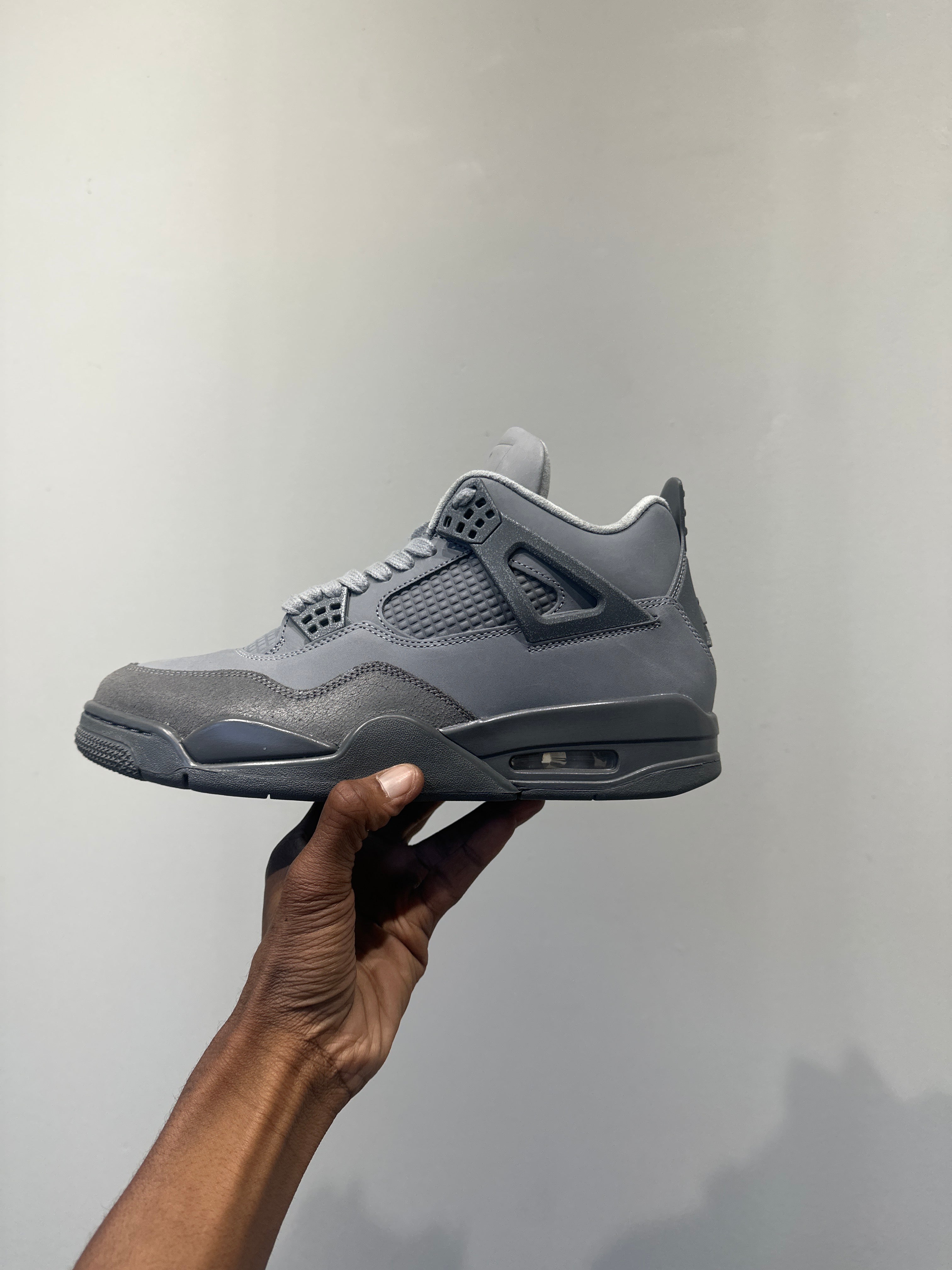 Air Jordan 4 "Wet Cement" (pre-owned)