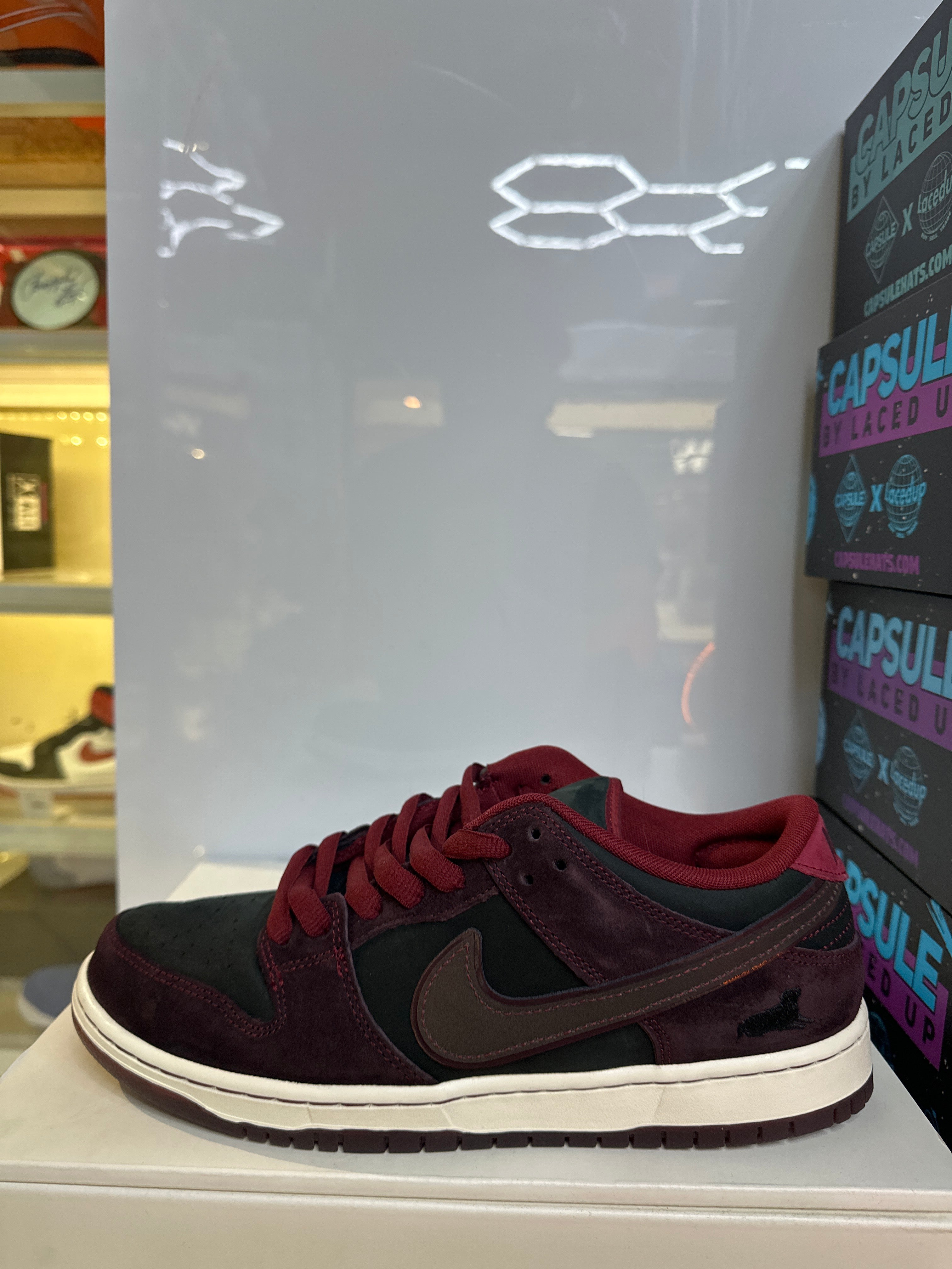 Nike SB Dunk Low "Riot"(pre-Owned)